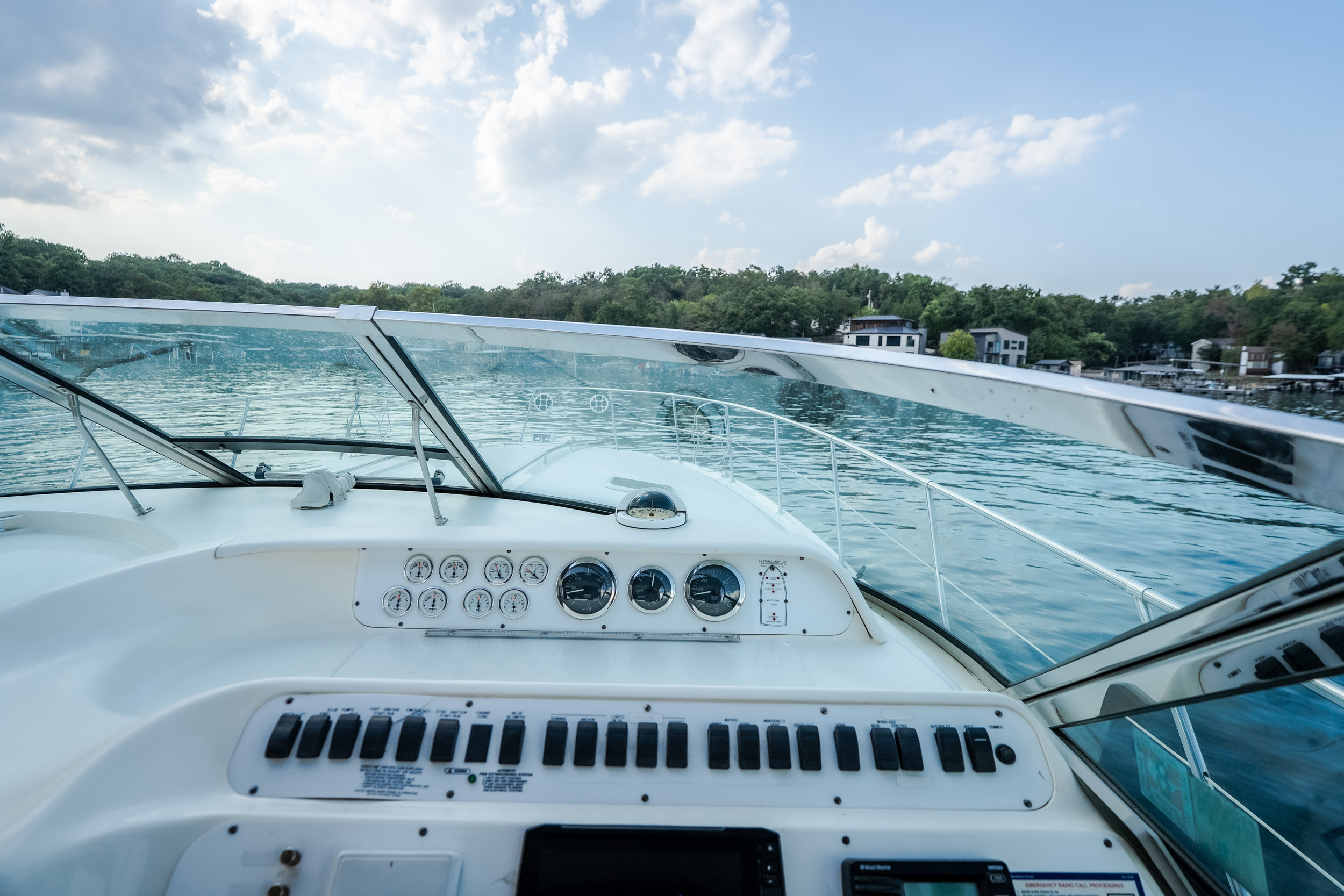 1997 Sea Ray  Sundancer 400 - Image 10