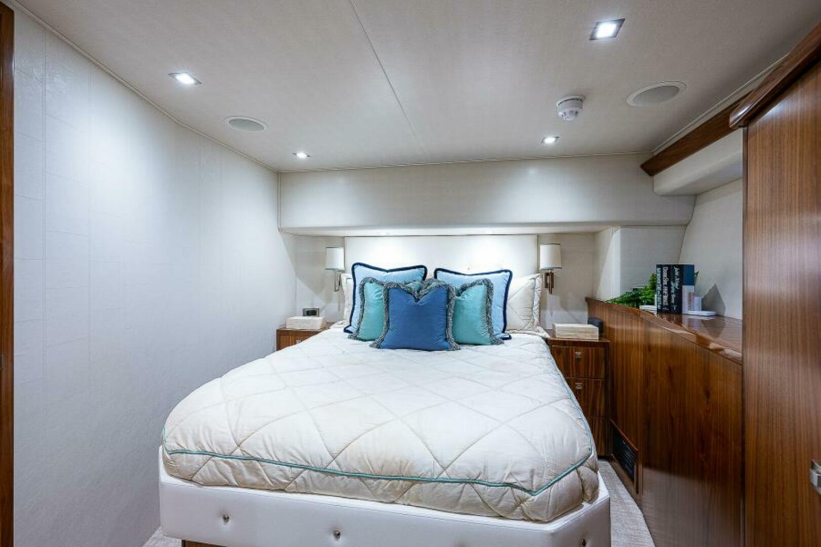 2017 Viking 75 Motoryacht - Image 30