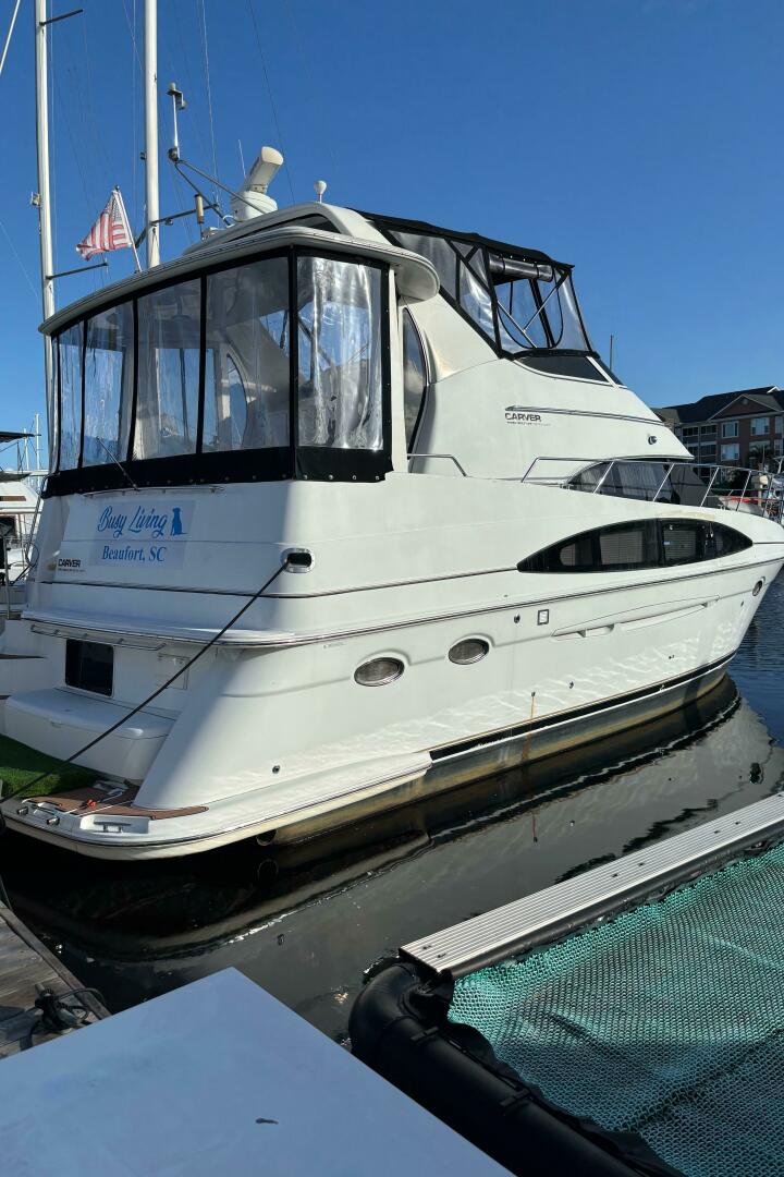 2001 Carver 396 Aft Cabin MY - Image 2