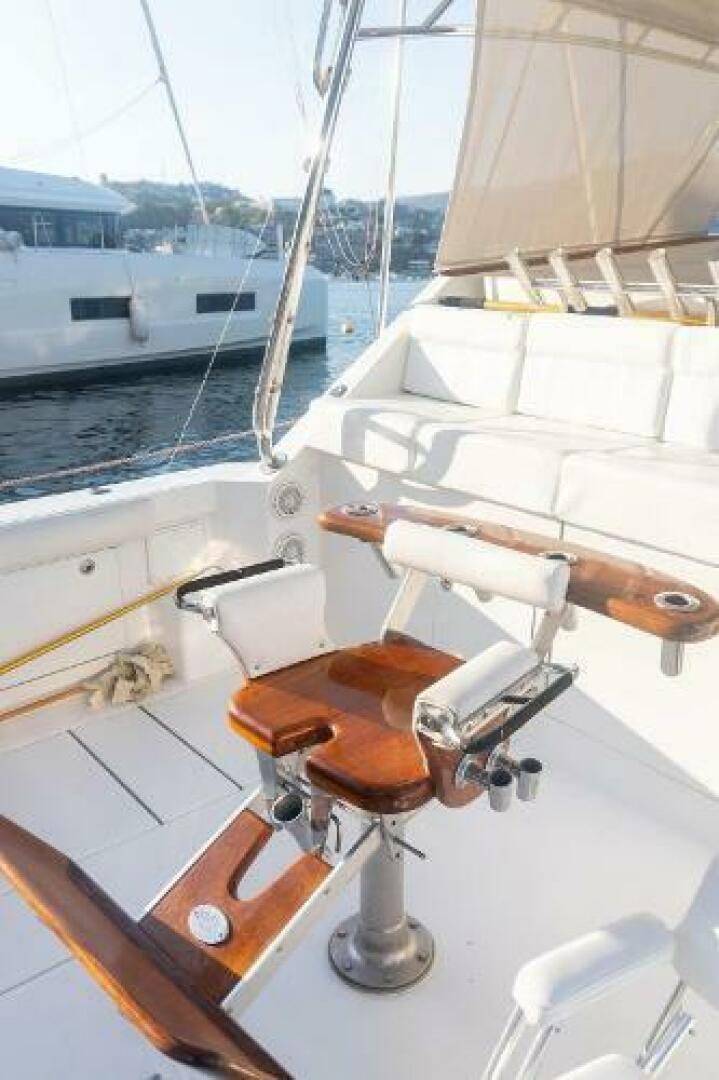 2004 Cabo 45 Express Los Suenos Edition - Image 9