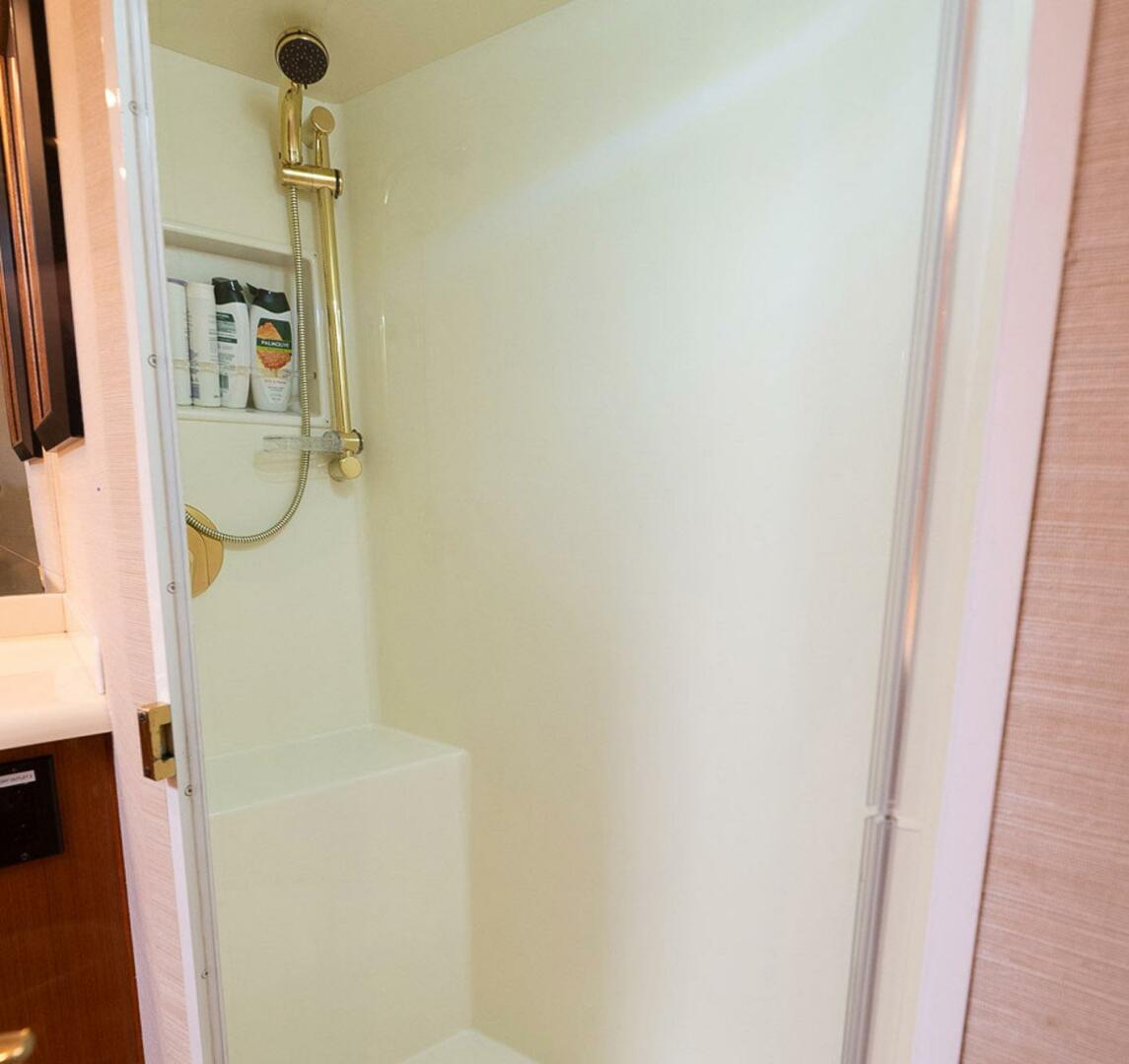 2002 Viking Convertible - Image 28