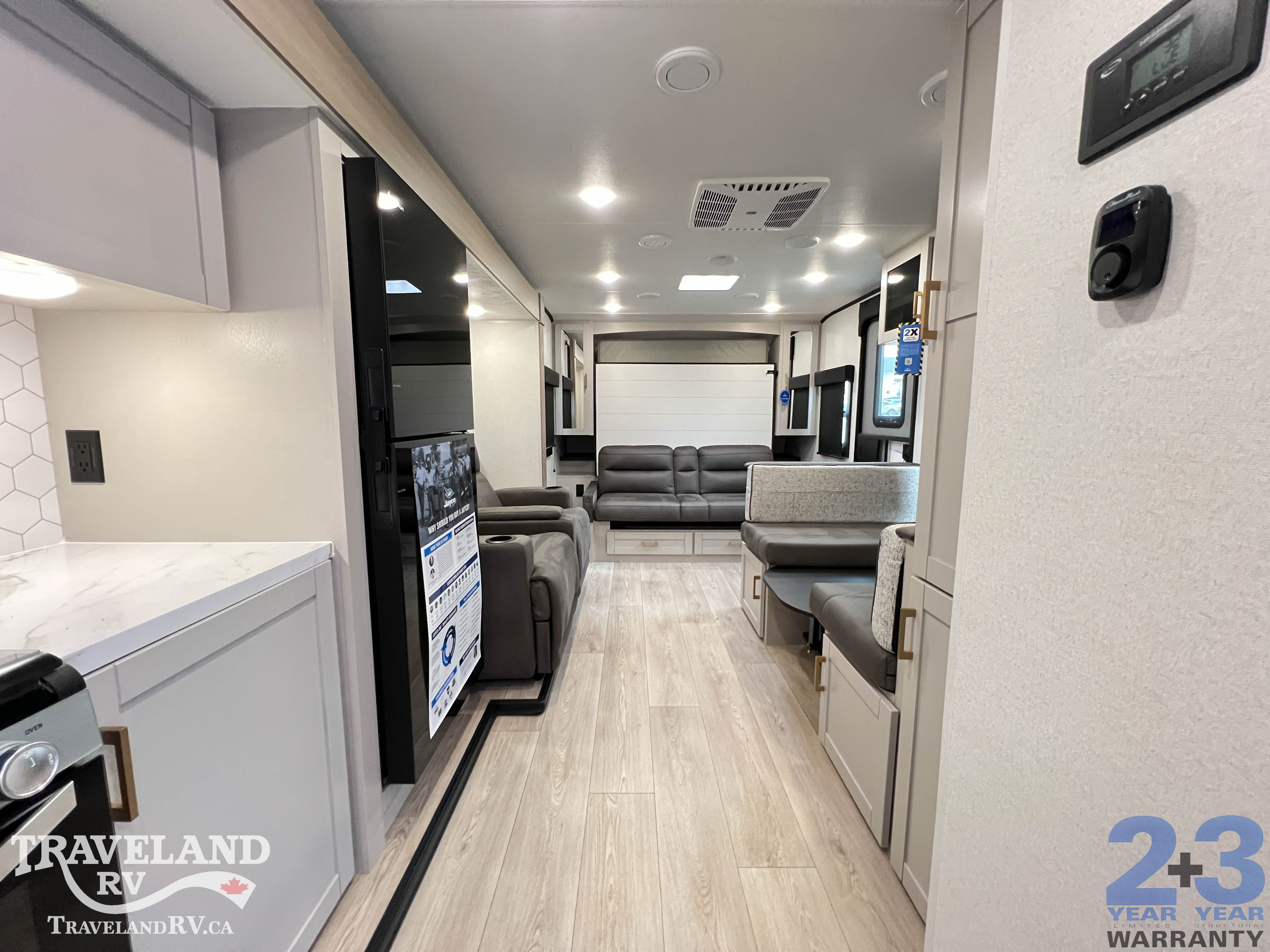 2027 Jayco Jay Feather 21MML - Image 4