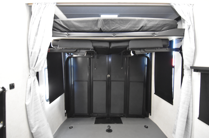 2025 Eclipse Attitude Wide Lite 5th Wheel 39A15G - Image 30