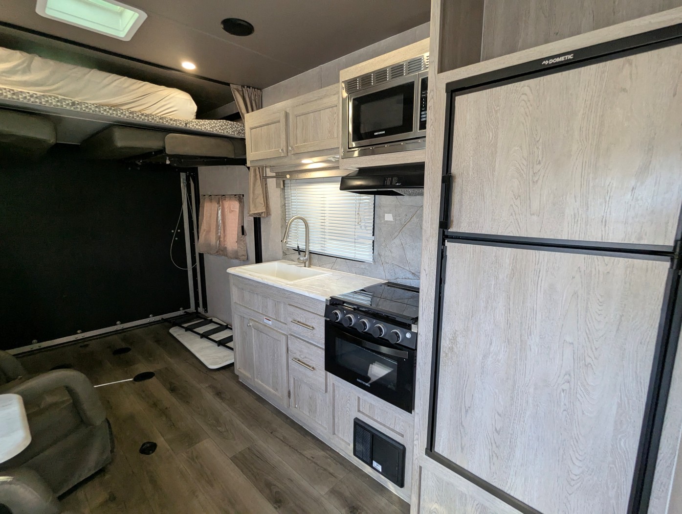 2023 ECLIPSE ATTITUDE T23SAGLE - Image 11