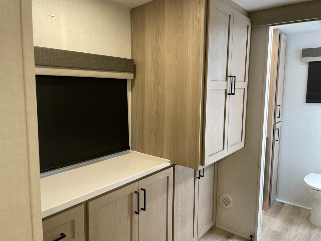 2026 Forest River Rockwood Mini Lite 2523MBR - Image 14