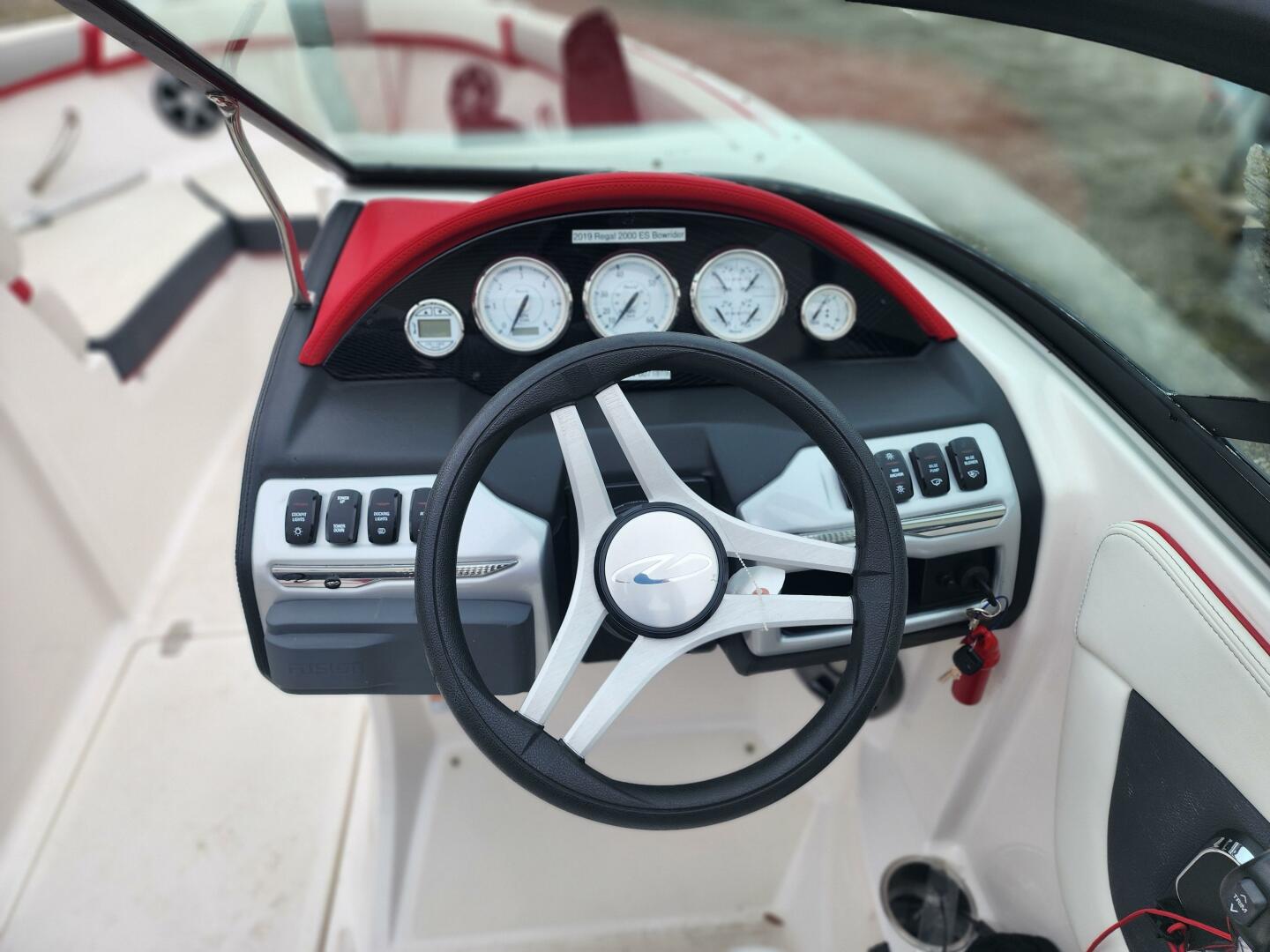 2019 Regal - Image 8