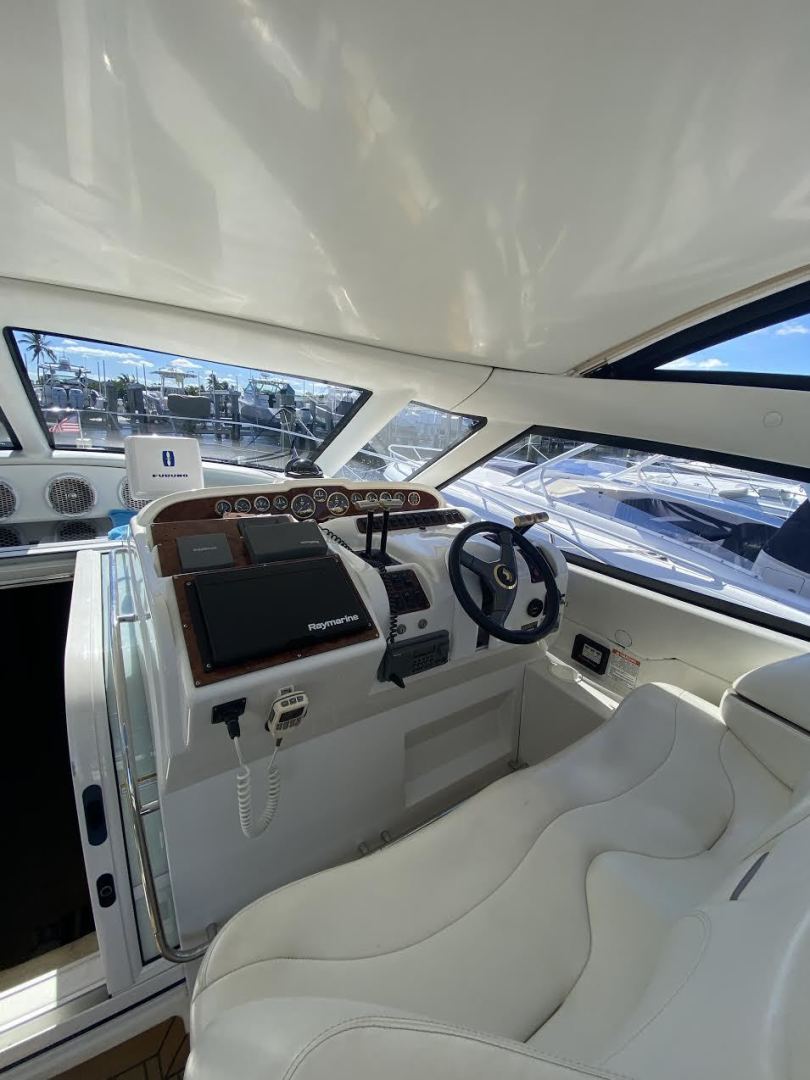 2000 Carver Trojan 440 Express - Image 16