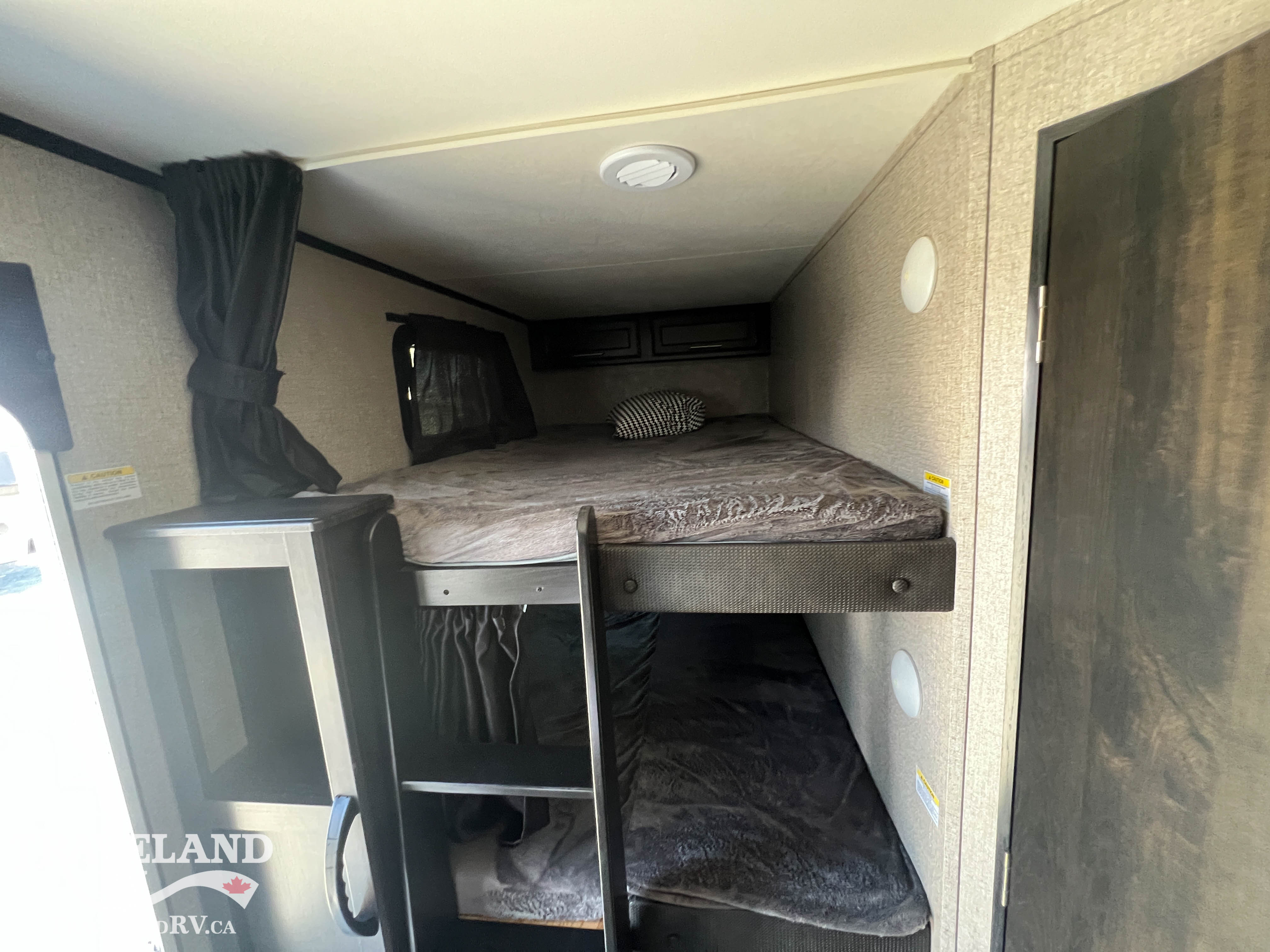 2021 Jayco Eagle HT 264BHOK - Image 9