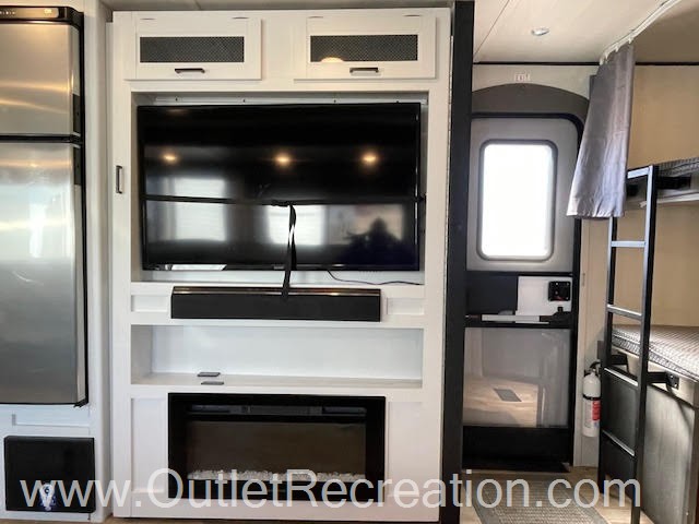 2022 KEYSTONE RV HIDEOUT 29DFS - Image 13