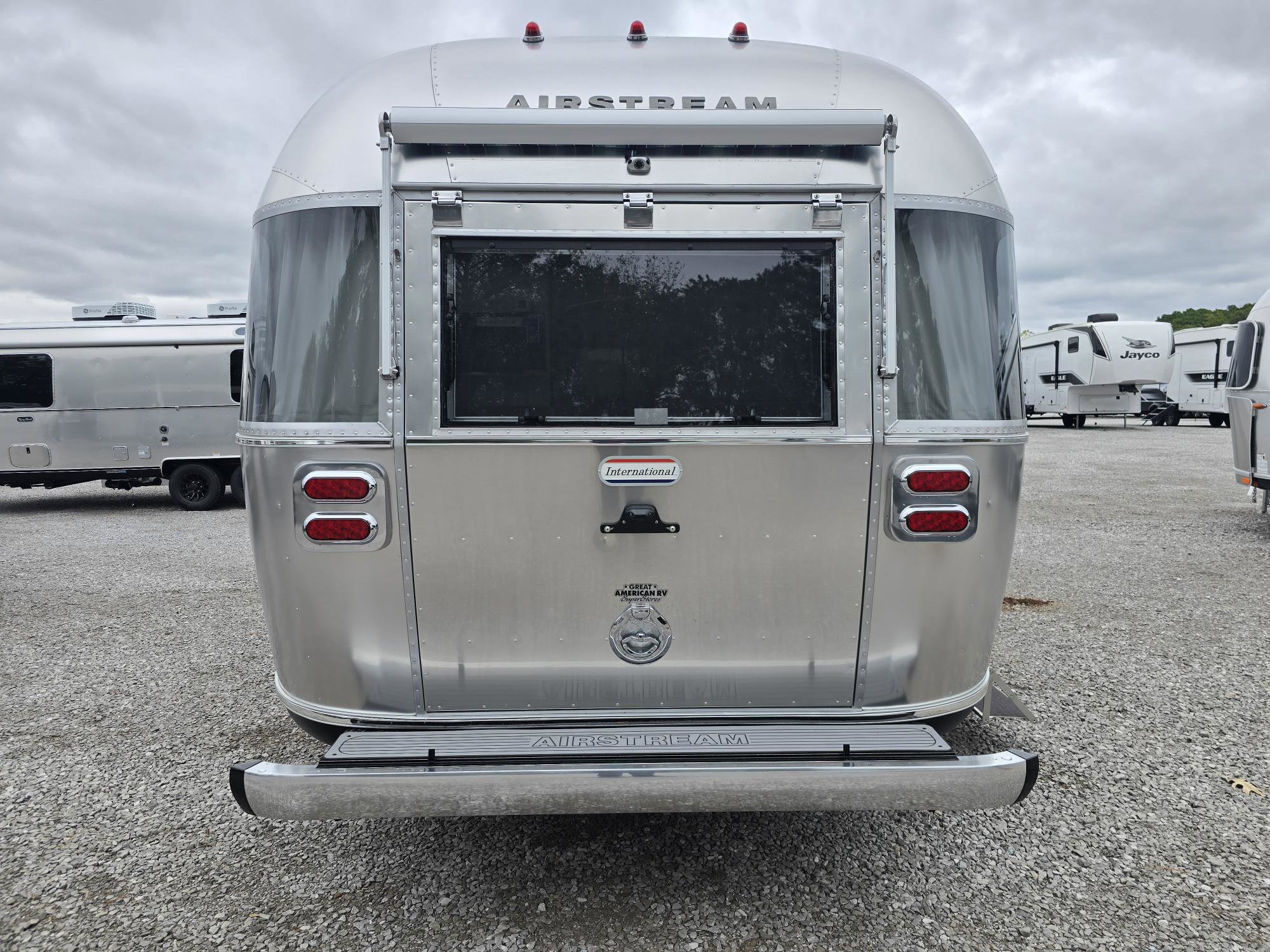 2026 Airstream International 25FB - Image 8