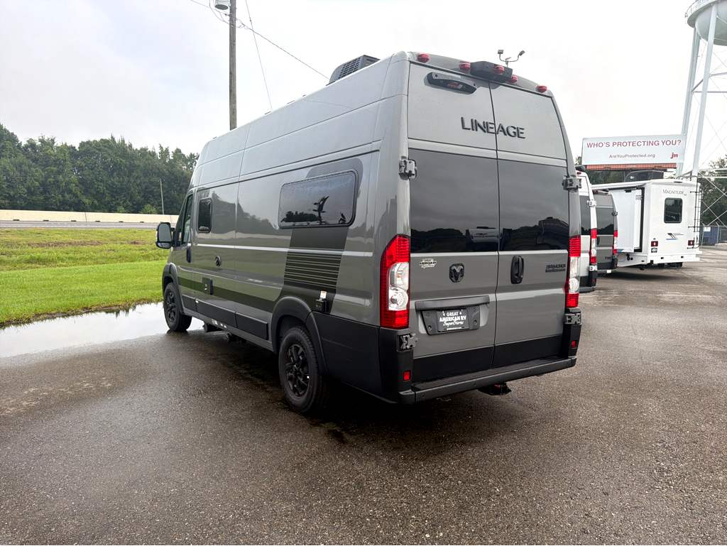 2027 GRAND DESIGN LINEAGE SERIESVP LVP2 - Image 5