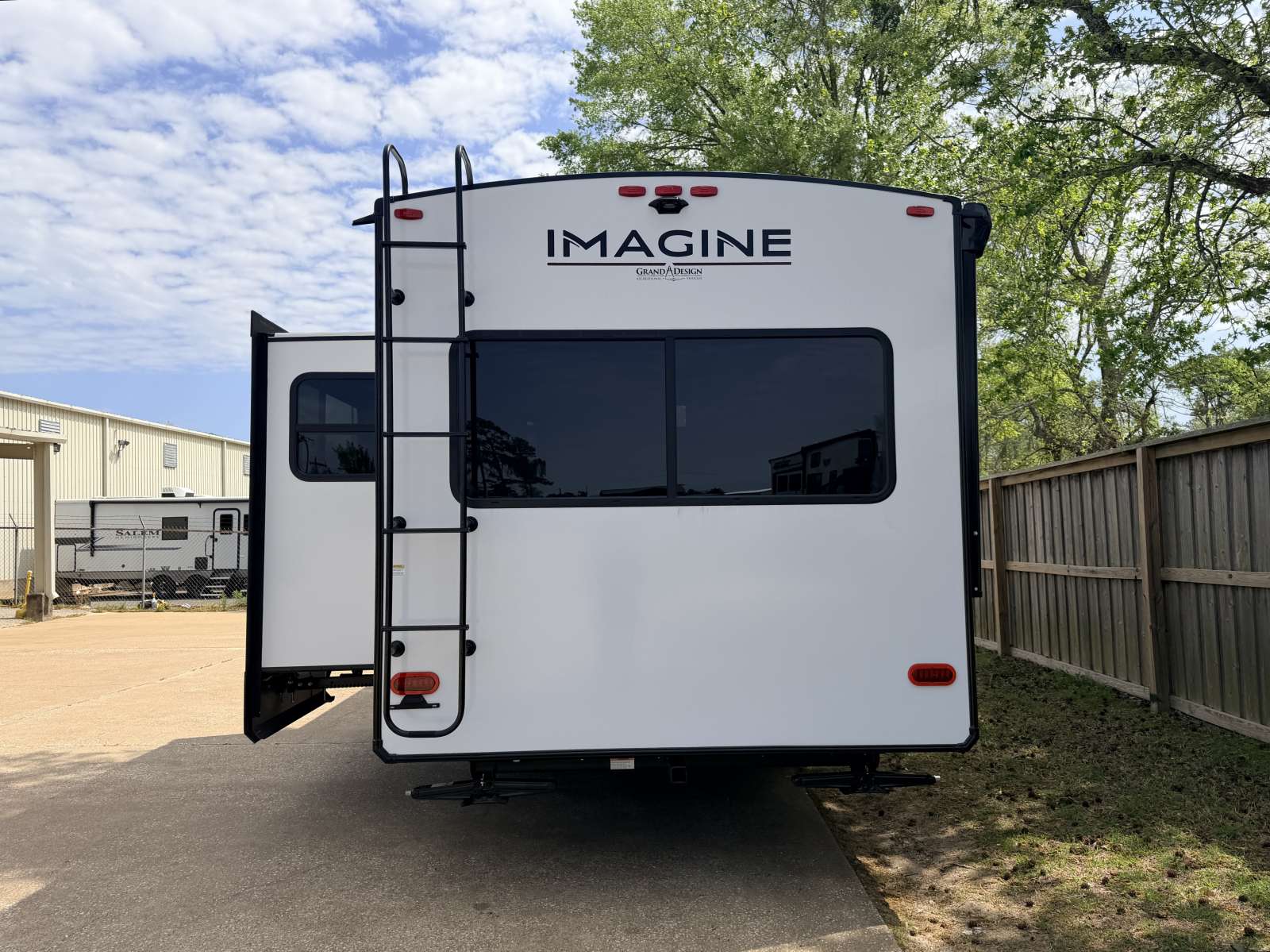 2026 Grand Design Imagine 2500RL - Image 6