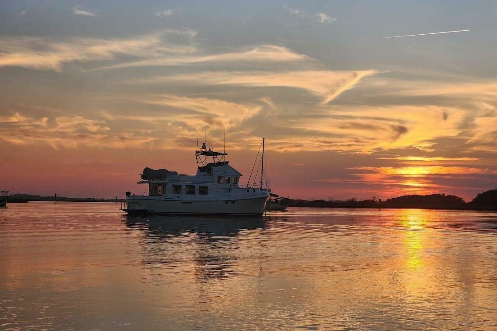 2010 American Tug 49 Limited - Image 2