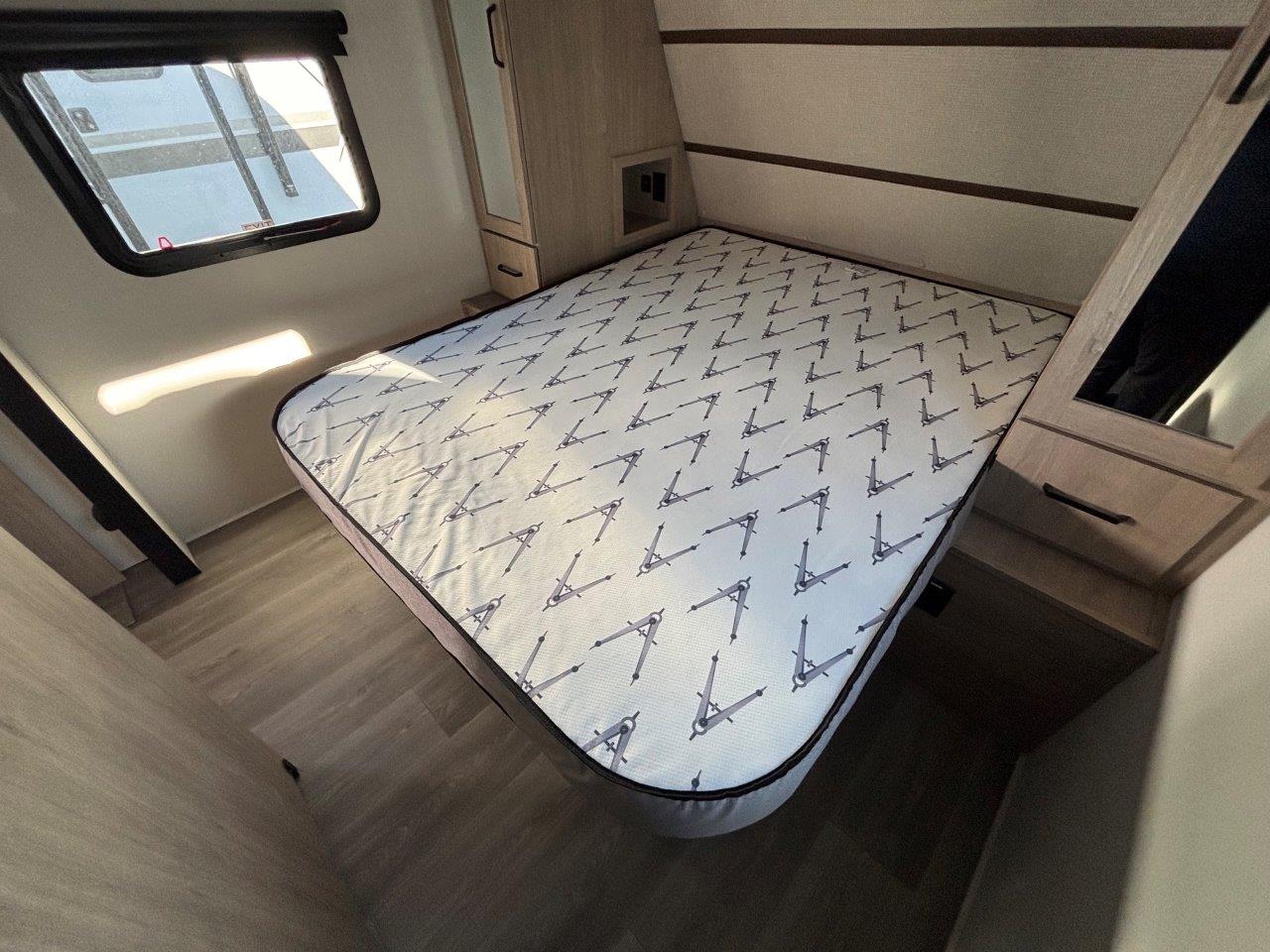 2027 Grand Design Imagine 2600RB - Image 14
