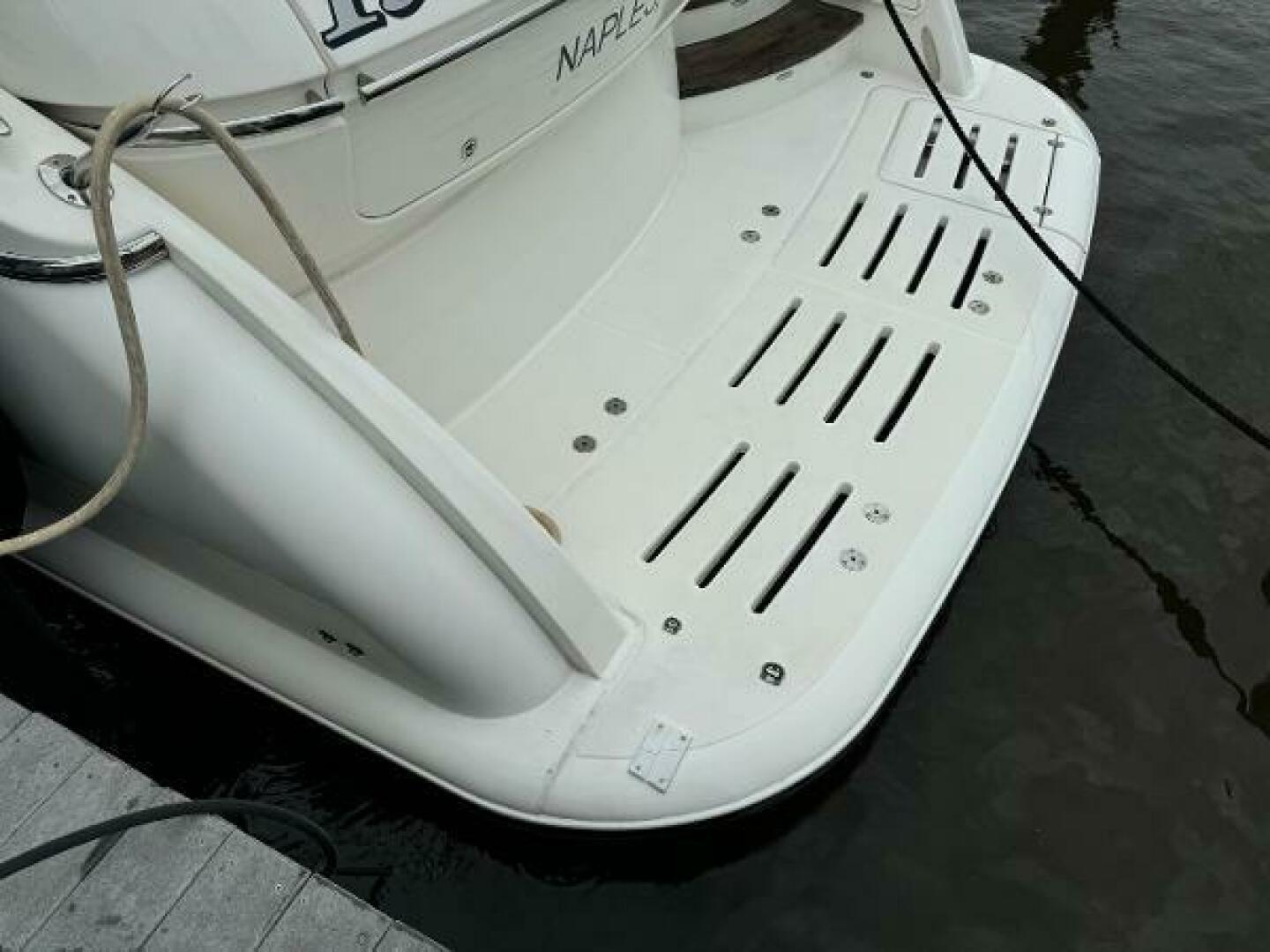 2010 Tiara Yachts 5800 Sovran - Image 10