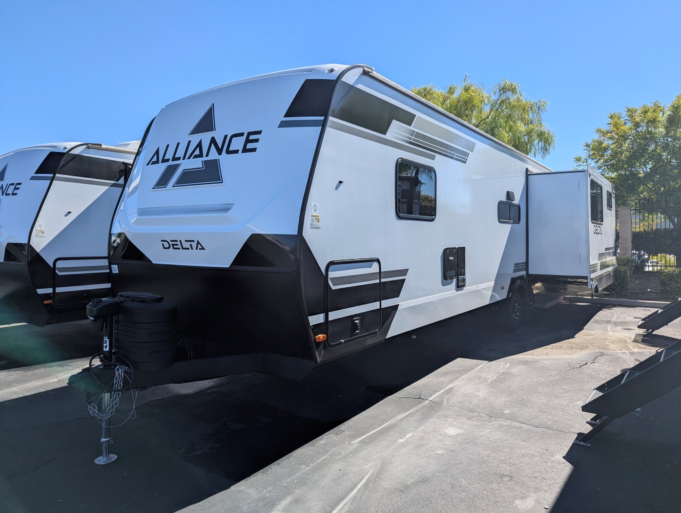 2026 Alliance RV Delta 321BH - Image 3