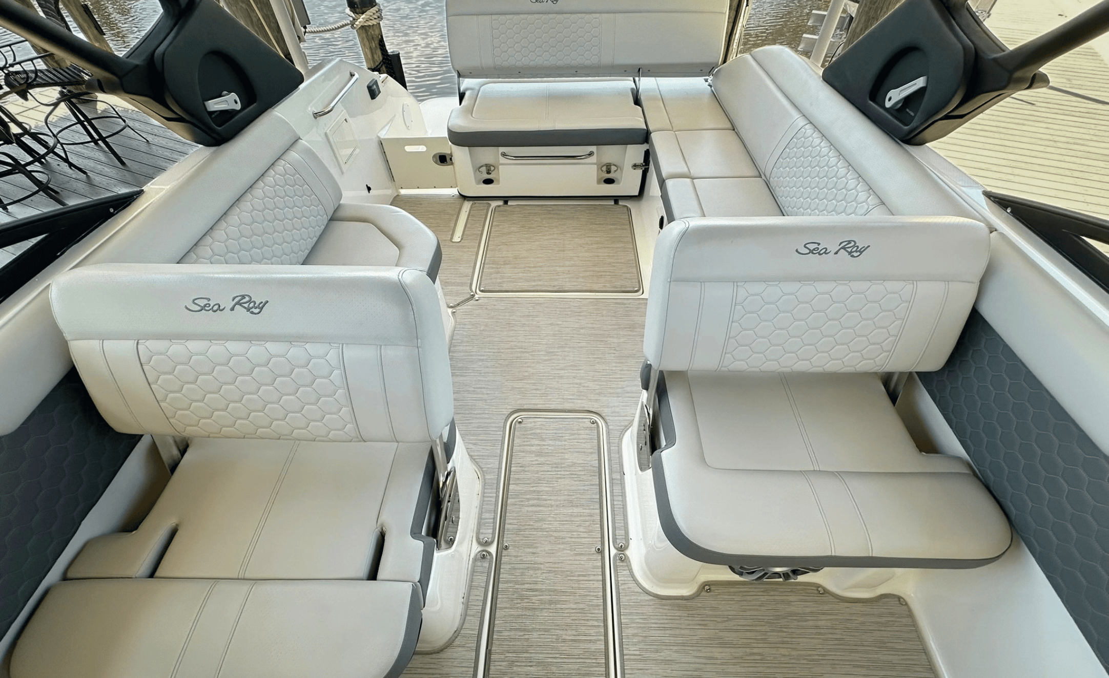 2021 SEA-RAY 250 SDX - Image 13