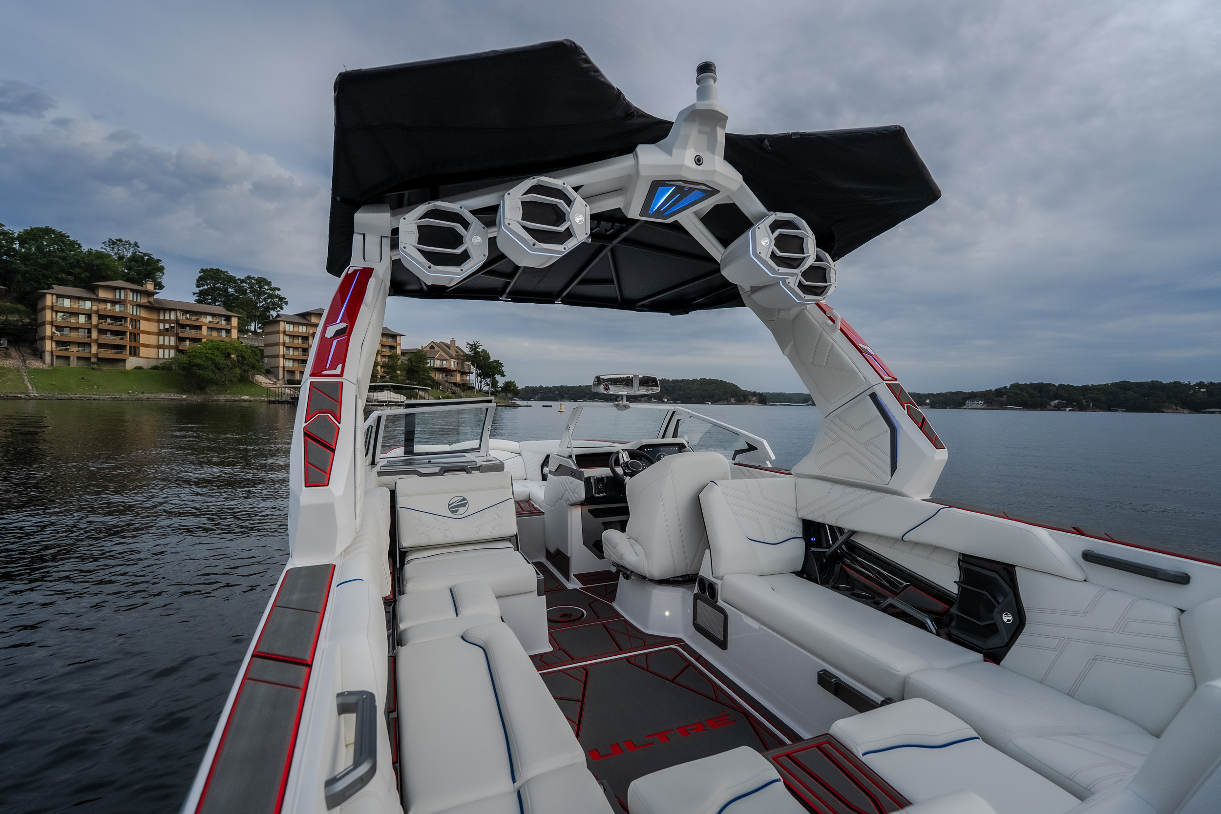 2027 Tigé  Ultré 25ZX  - Image 42