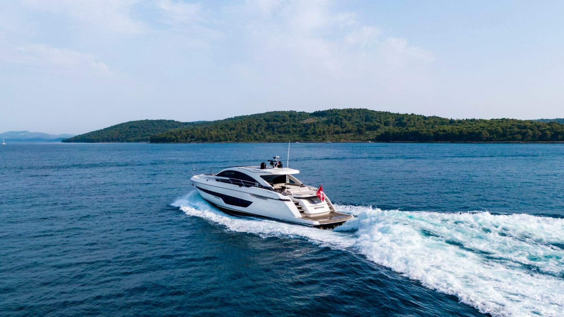 2019 Fairline - Image 6
