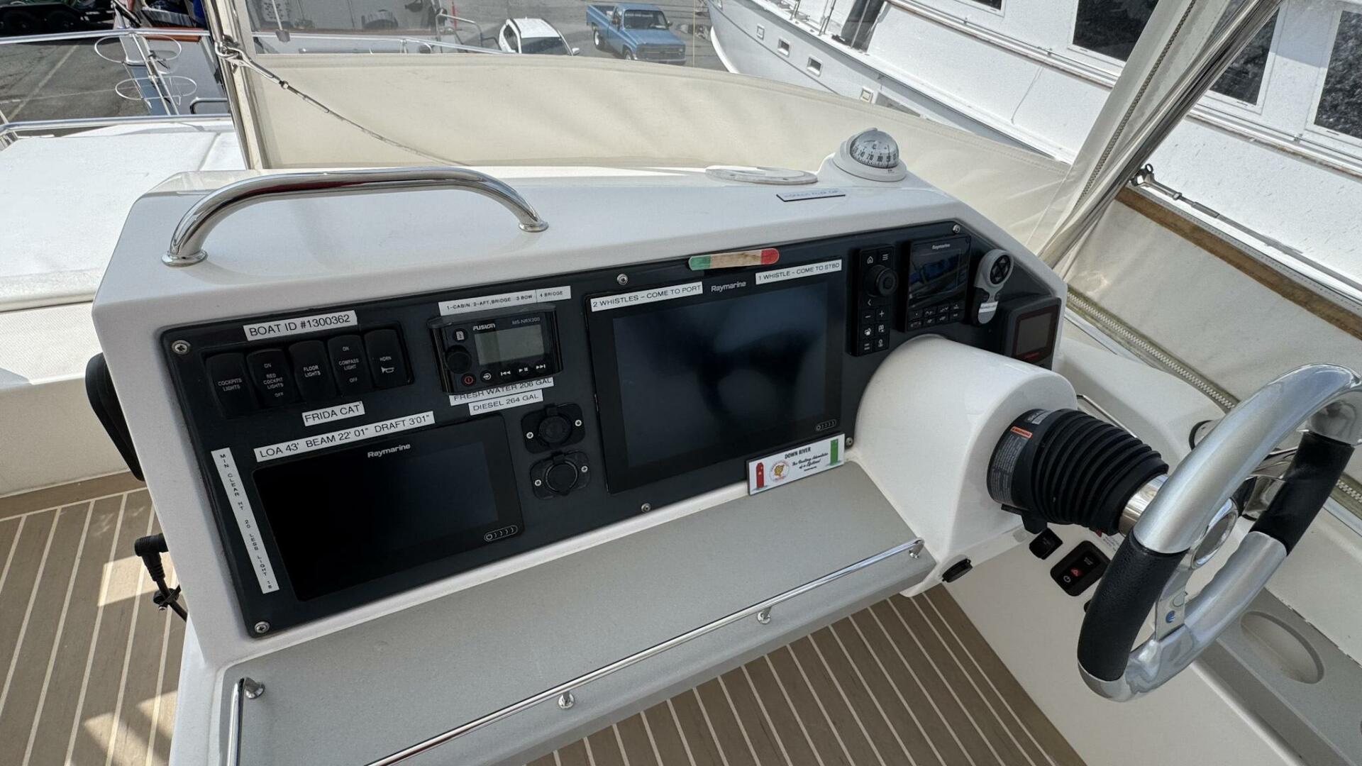 2018 Leopard 43 Powercat - Image 54