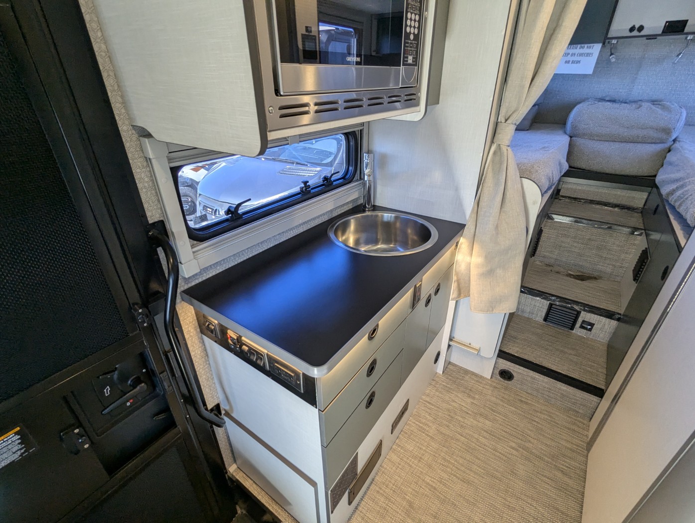 2026 Winnebago EKKO Sprinter 23B AWD - ATH Edition - Image 23