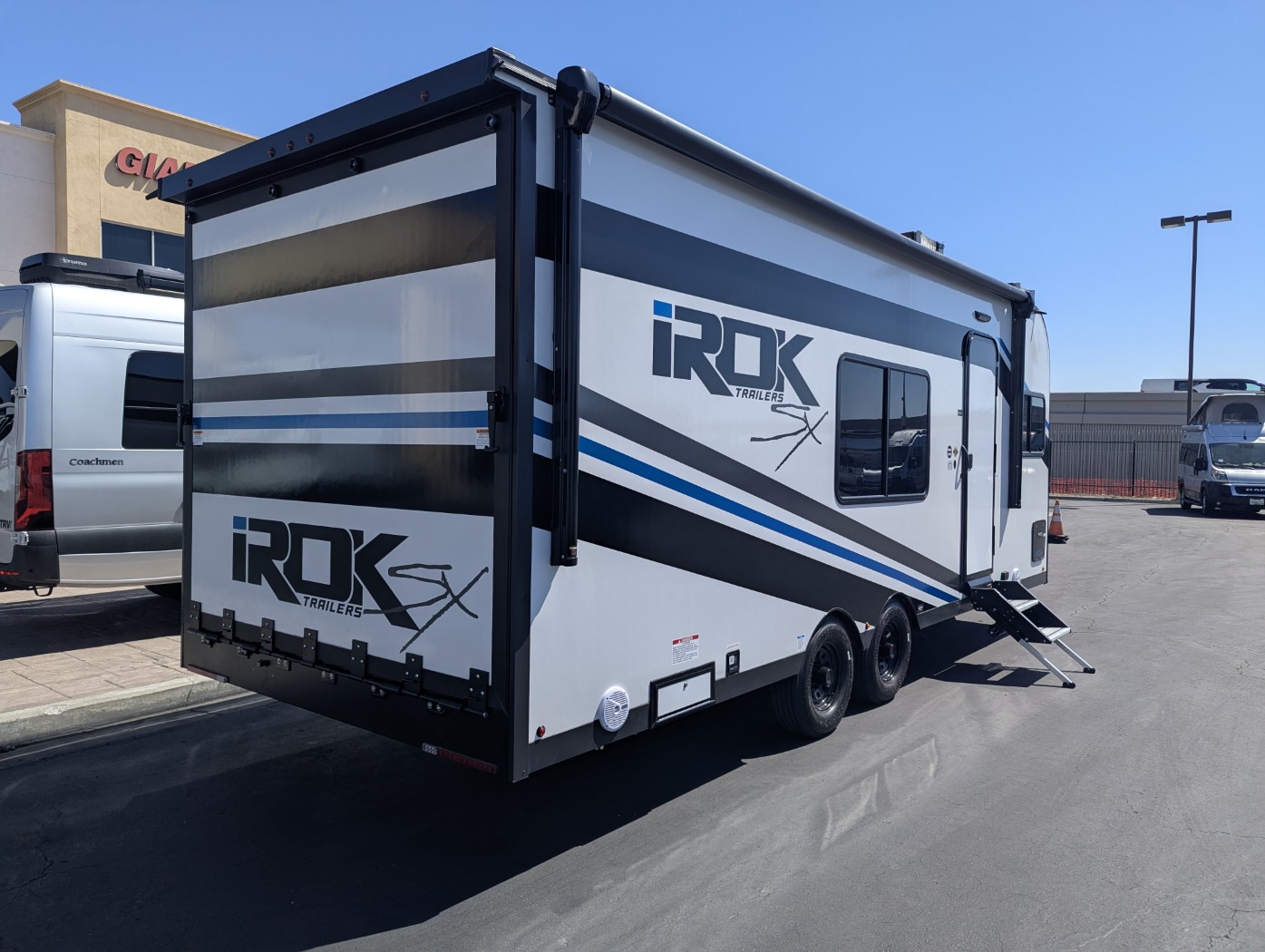 2027 IROK Trailers SX 2218 - Image 6
