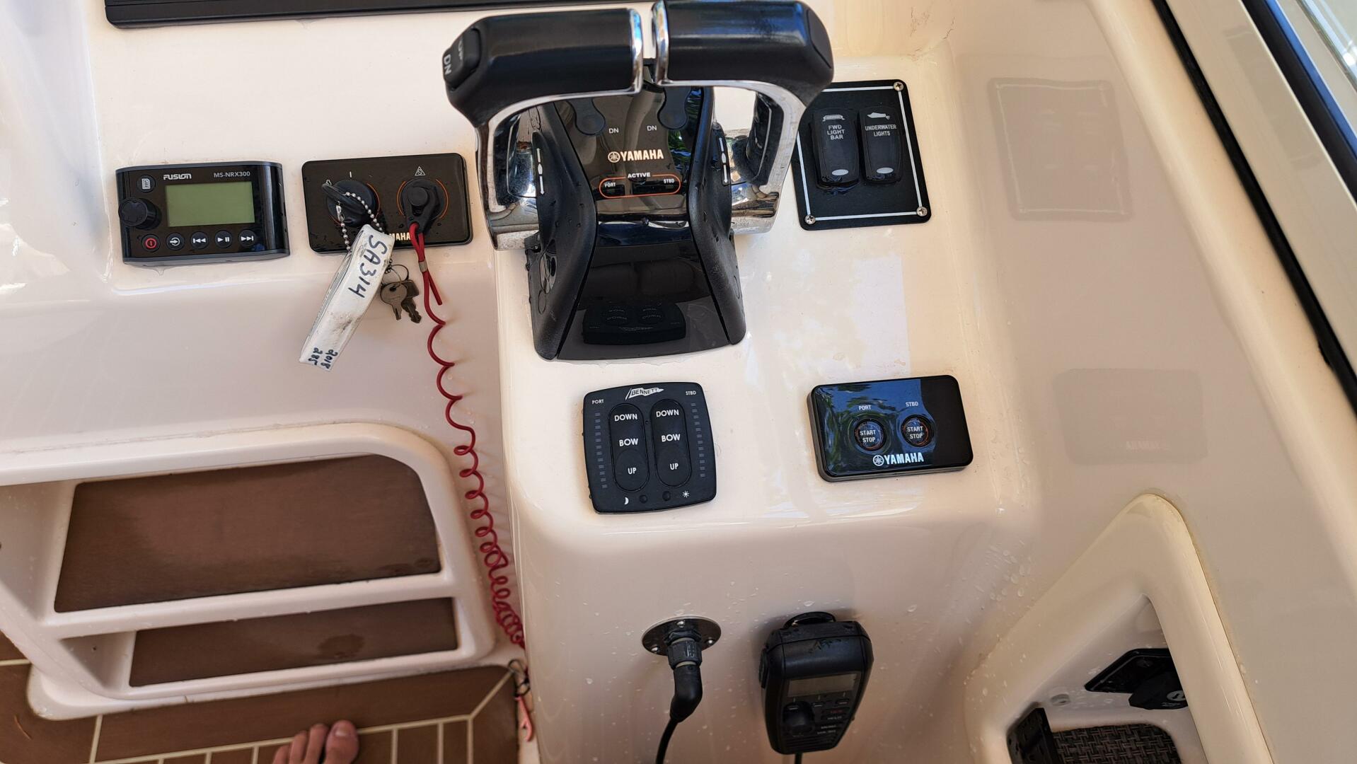 2018 Grady-White Freedom 285 - Image 18