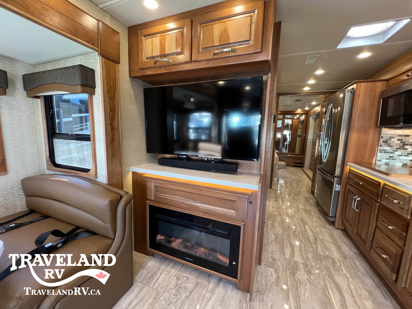 2019 Entegra Coach Insignia 37MB - Image 17