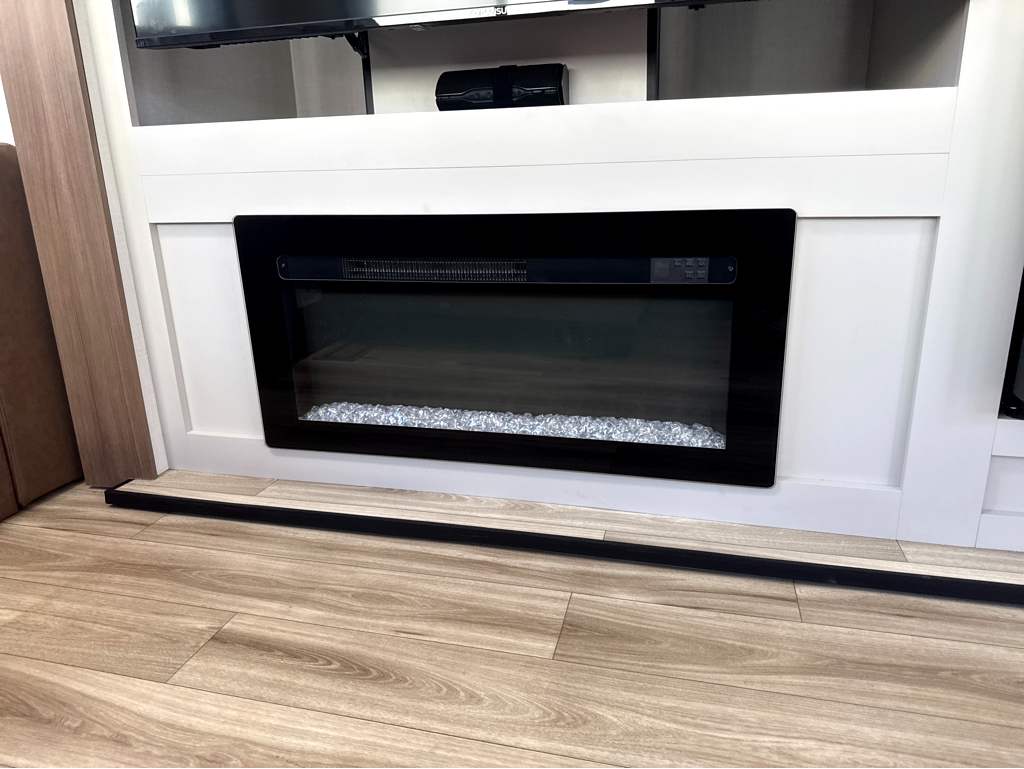 2027 VENTURE RV SPORTTREK 261VRL - Image 13