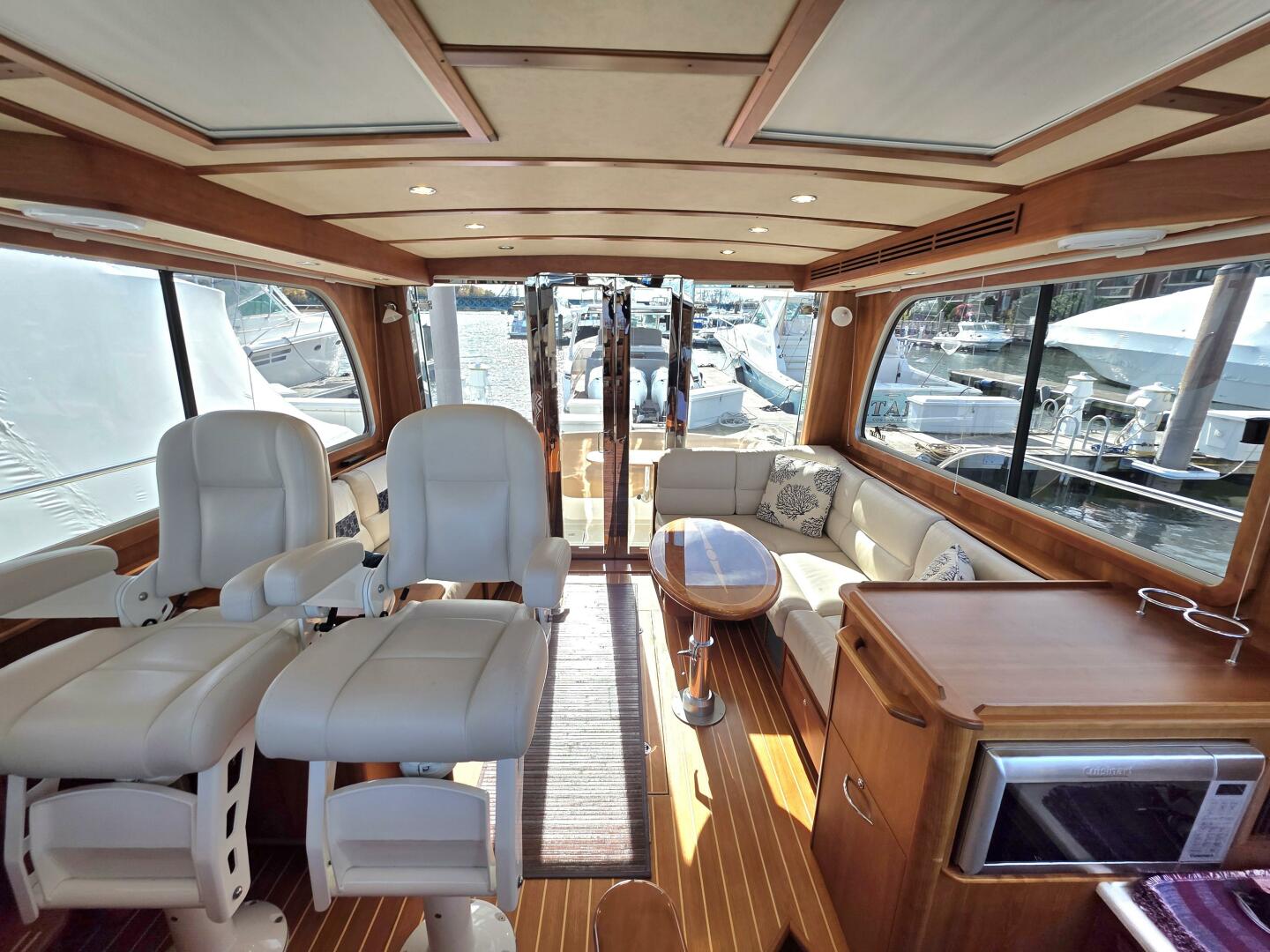 2017 Sabre 42 Salon Express - Image 22