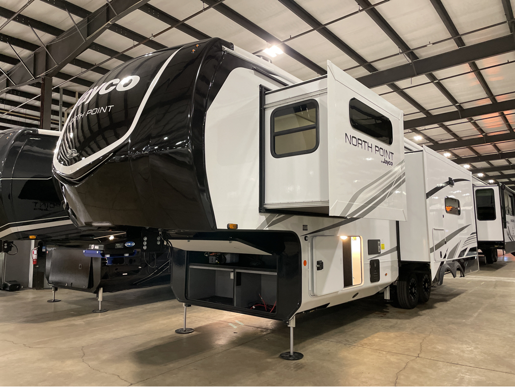 2026 Jayco North Point 310RLTS - Image 7