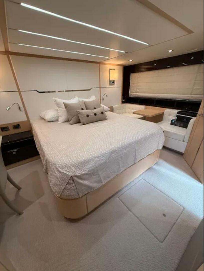 2017 Sunseeker 68 Predator - Image 24