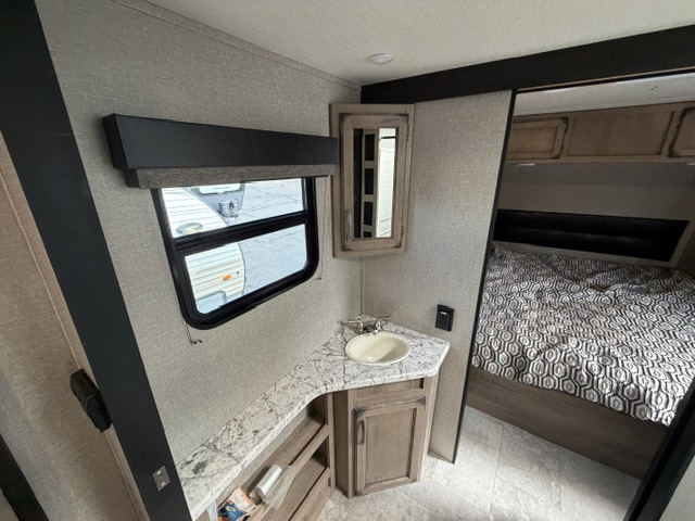 2019 Grand Design Transcend 26RLS - Image 21