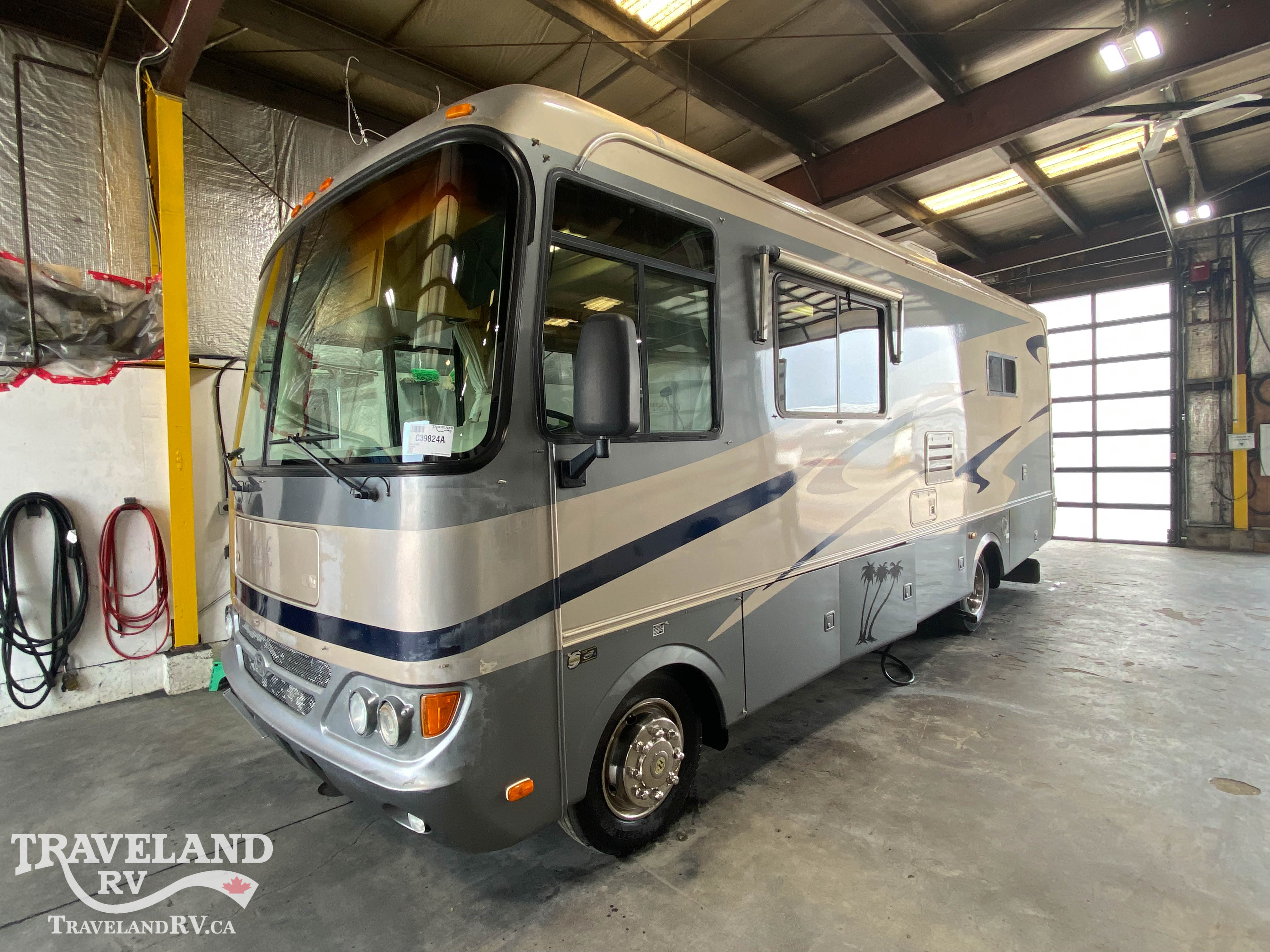 2005 SAFARI TREK 27RB - Image 4