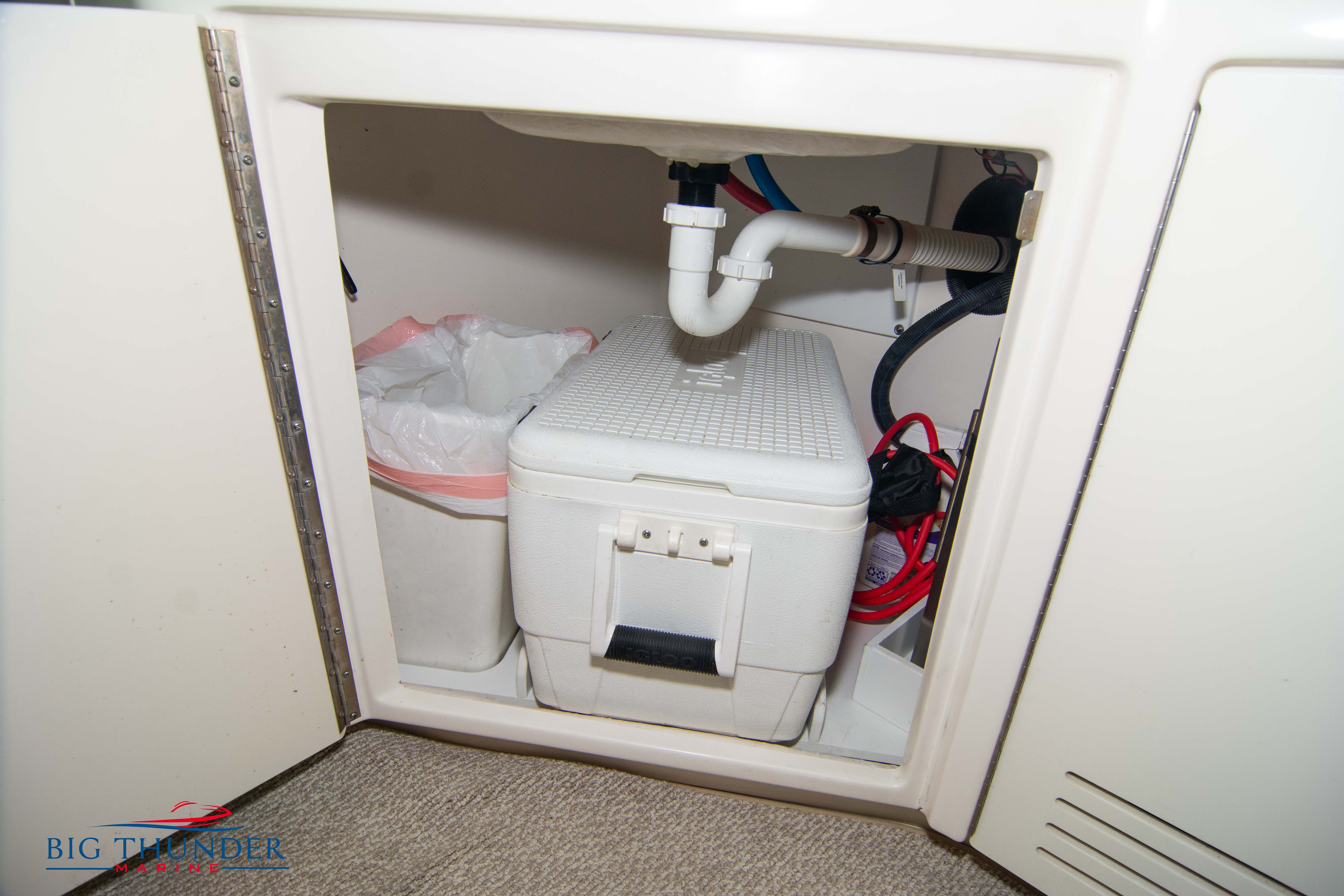2013 Sea Ray 540 Sundancer - Image 42
