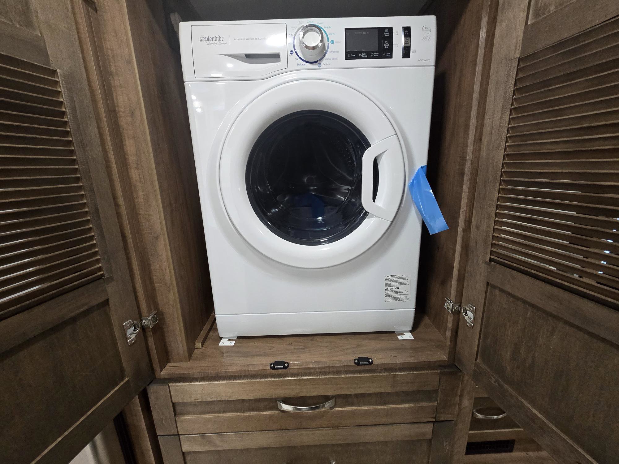 2026 JAYCO SENECA 37M - Image 26