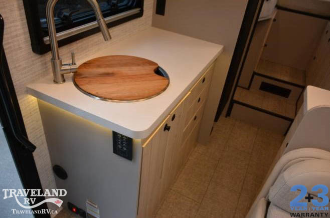 2025 Jayco Granite Ridge 22T - Image 14