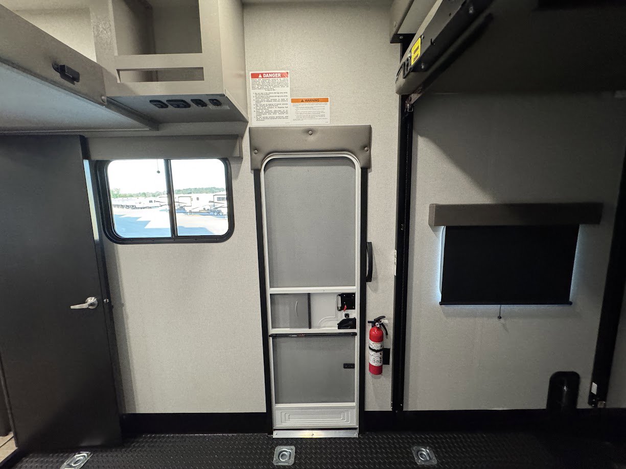2026 JAYCO SEISMIC 399 - Image 30