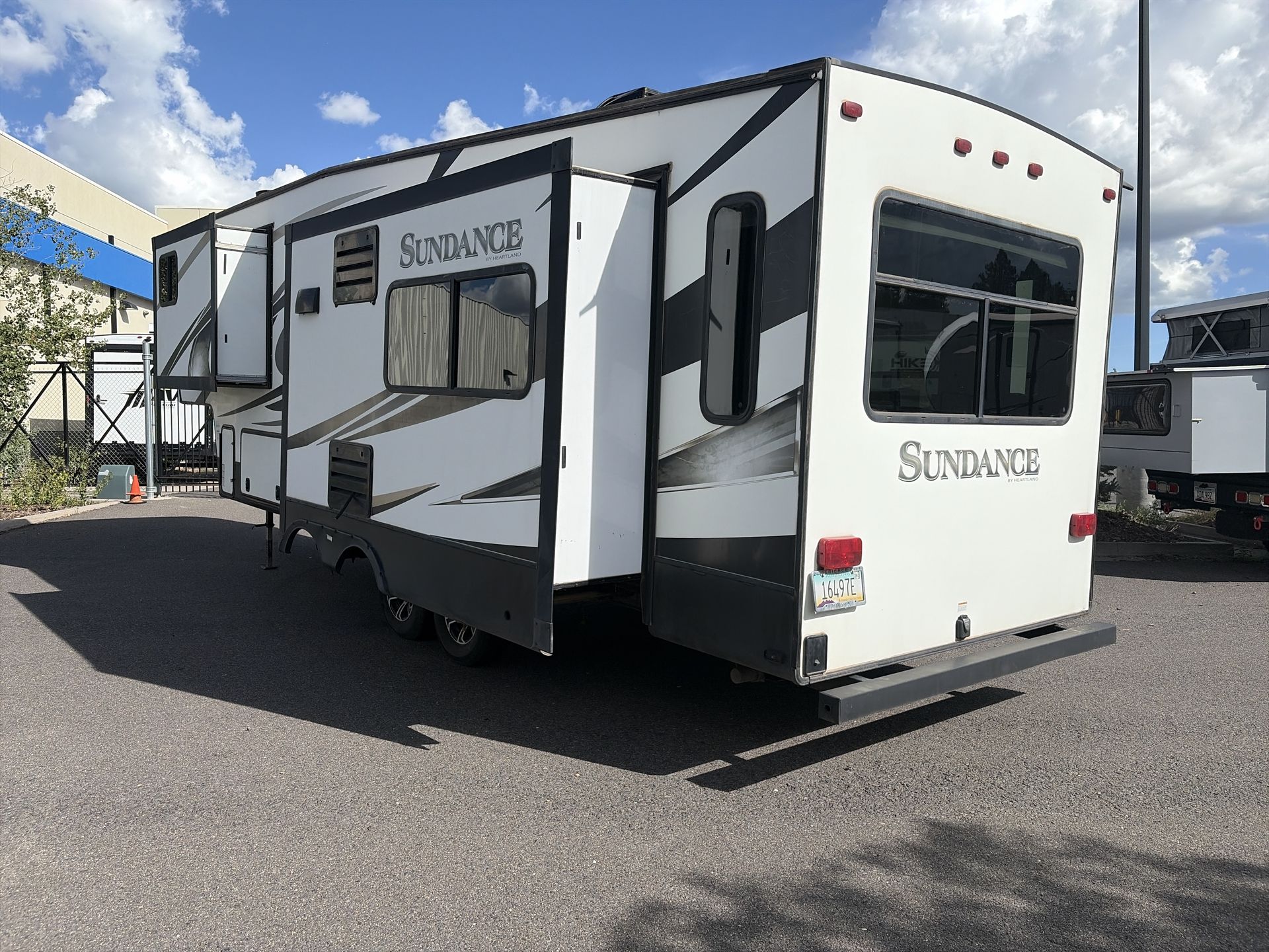 2018 Heartland Sundance XLT SD XLT 289 TS - Image 9