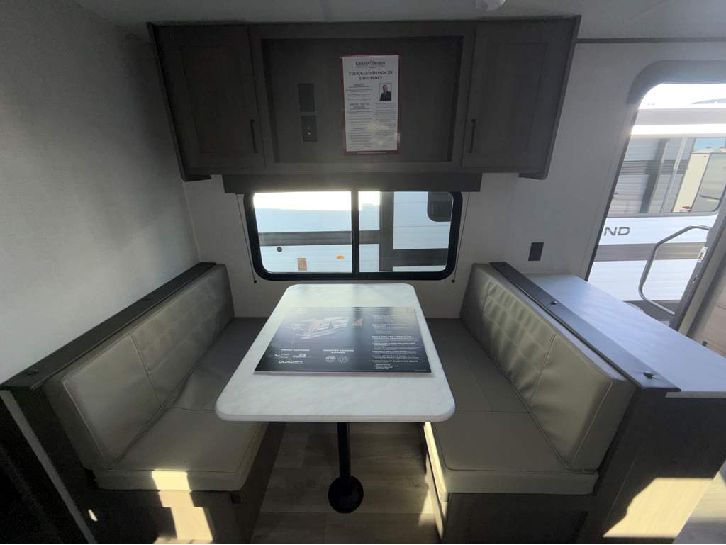 2026 GRAND DESIGN TRANSCEND 25MLX - Image 13