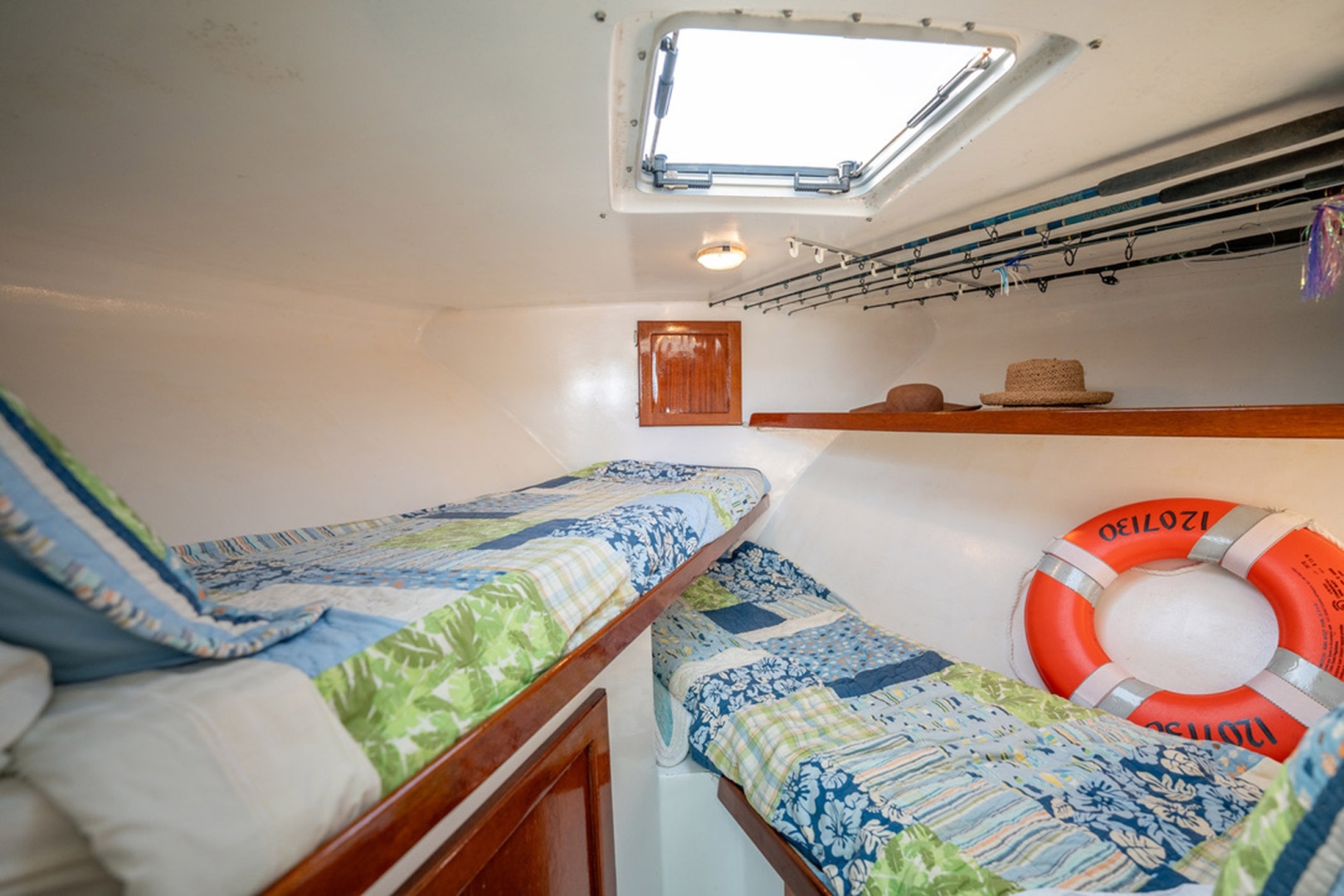 2005 Custom Michael Fitz 34' Pilothouse - Image 16