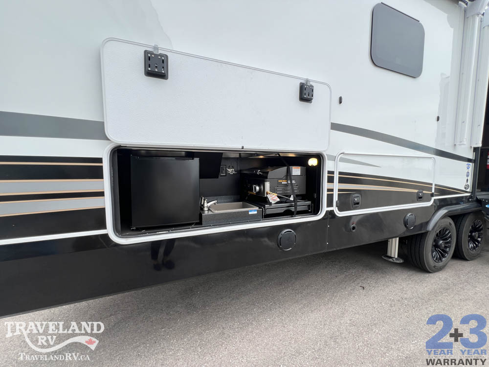 2027 Jayco Pinnacle 39FLOK - Image 10