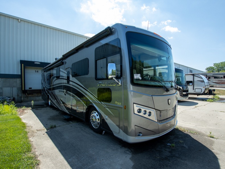 2022 Thor Motor Coach Palazzo
