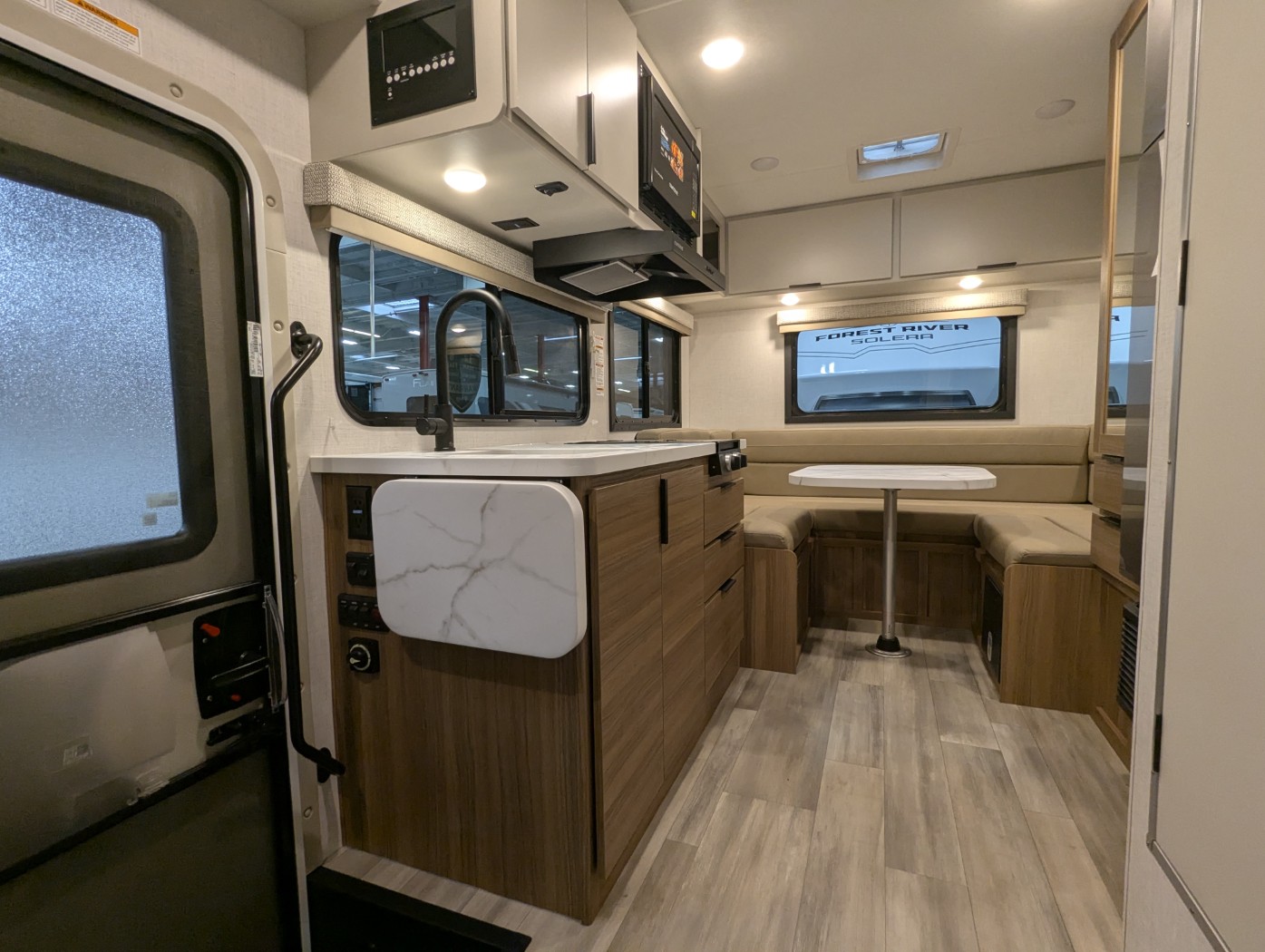 2027 Thor Motor Coach Four Winds 19Z - Image 13