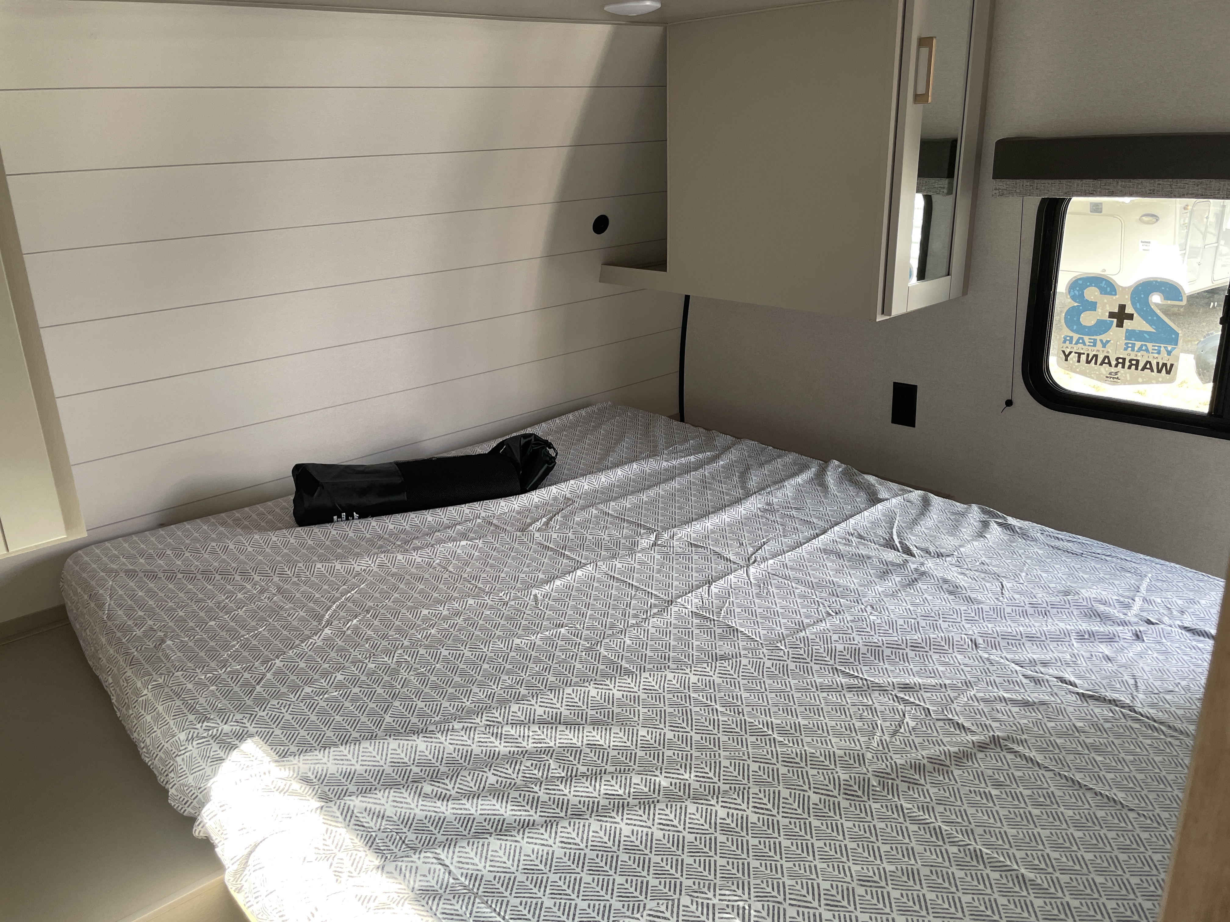 2027 Jayco Jay Flight 261BHS - Image 19