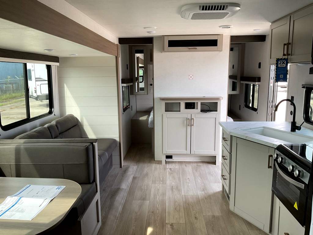 2027 JAYCO Jay Flight 261BHS - Image 9