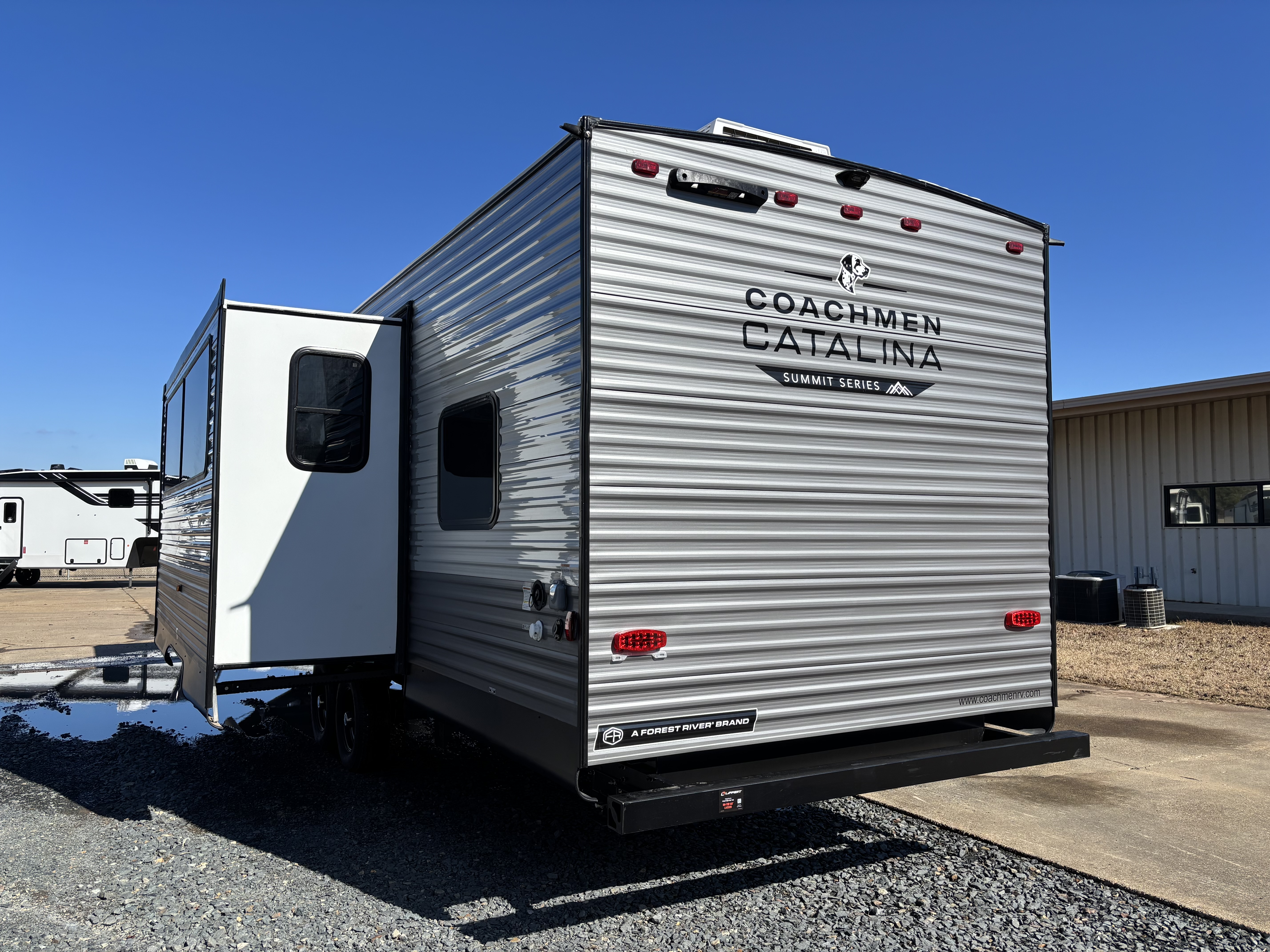 2026 Coachmen Catalina Summit Series 8 281QBUNK - Image 5