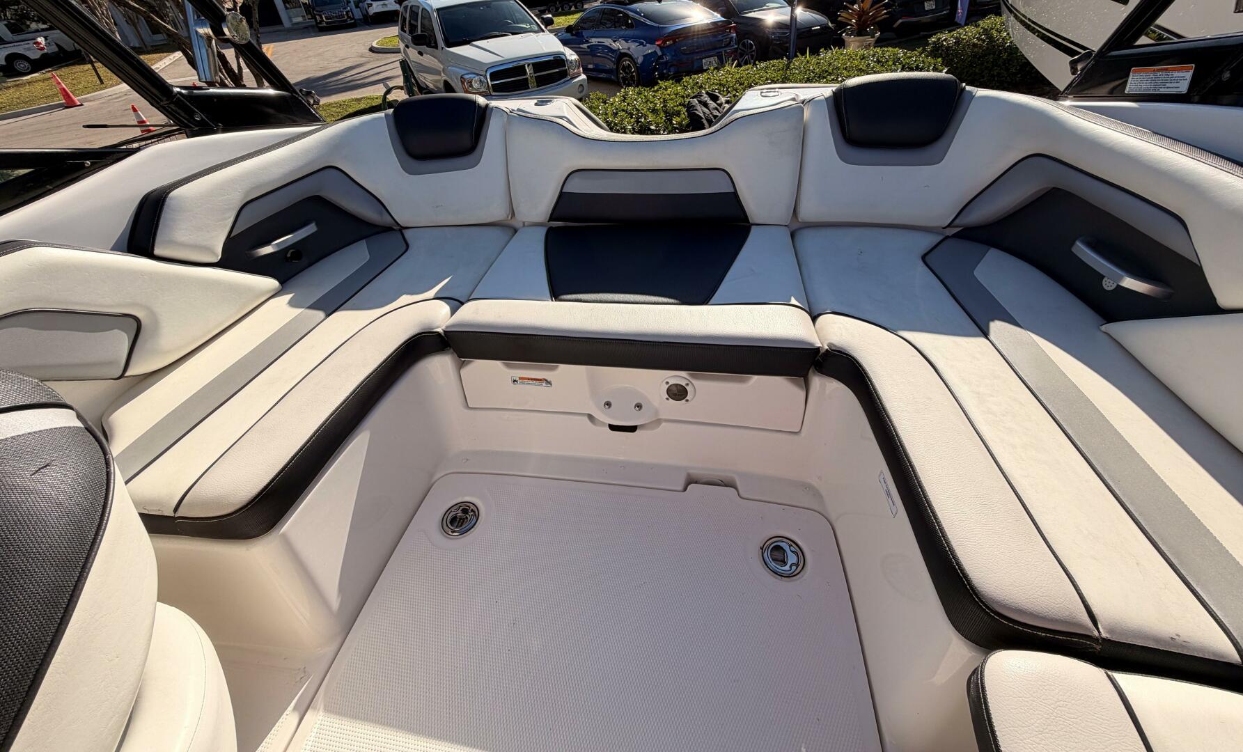 2020 Jeanneau NC 1095 Coupe - Image 60
