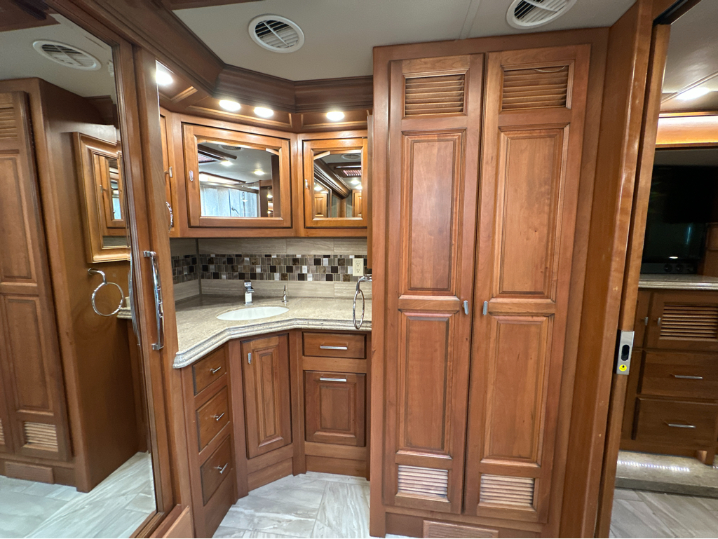 2018 TIFFIN ALLEGRO BUS 40 SP - Image 23