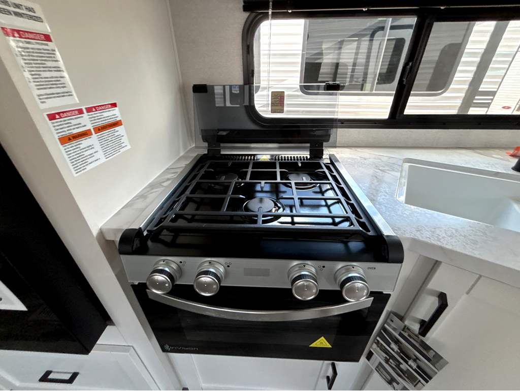 2026 JAYCO JAY FLIGHT SLX 262RLS - Image 12